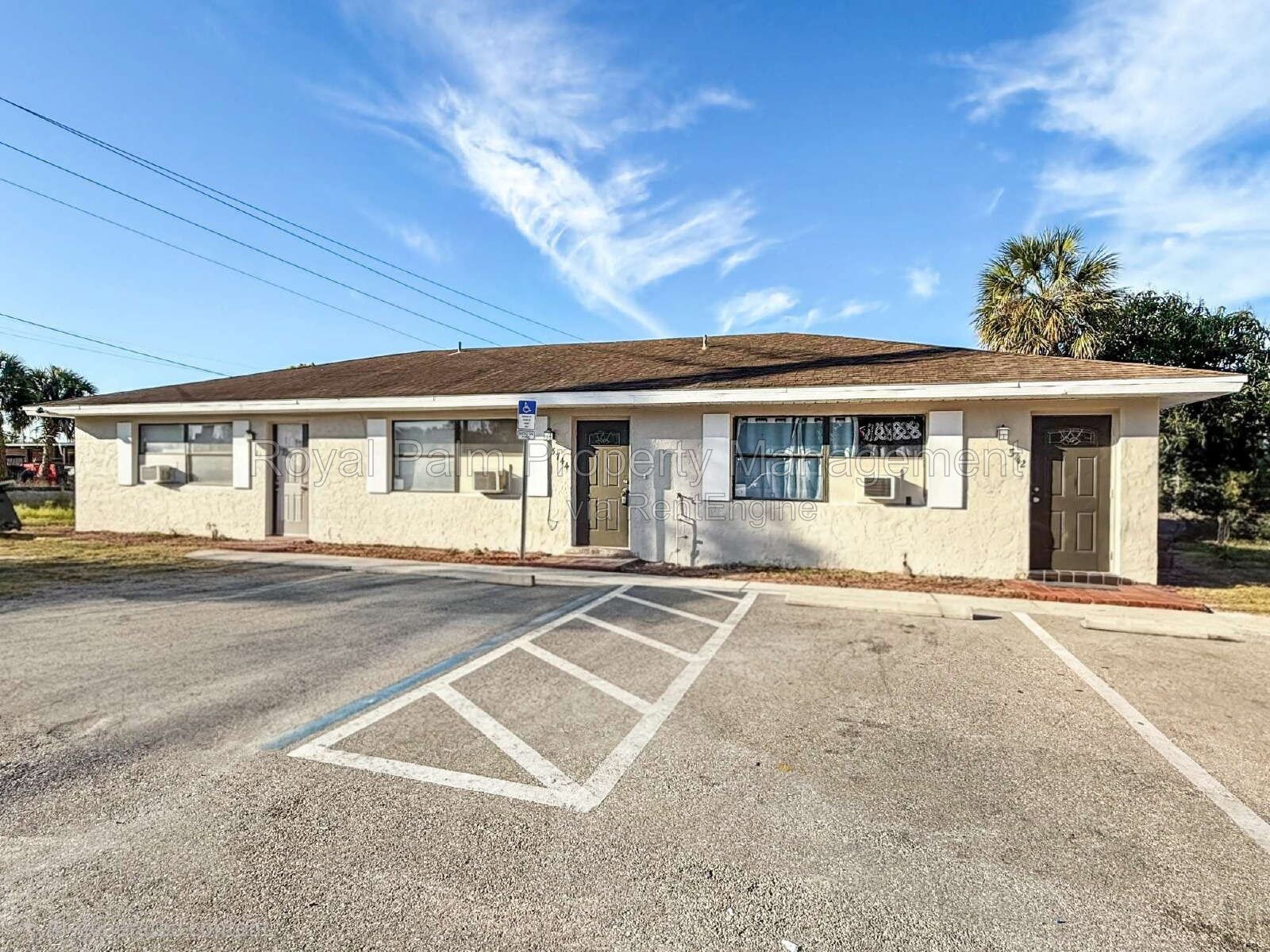 Finally, a Rental That Gets It Right – 2 Bed / 1 Bath + Washer & Dryer | 3744 Estelle Ave property image