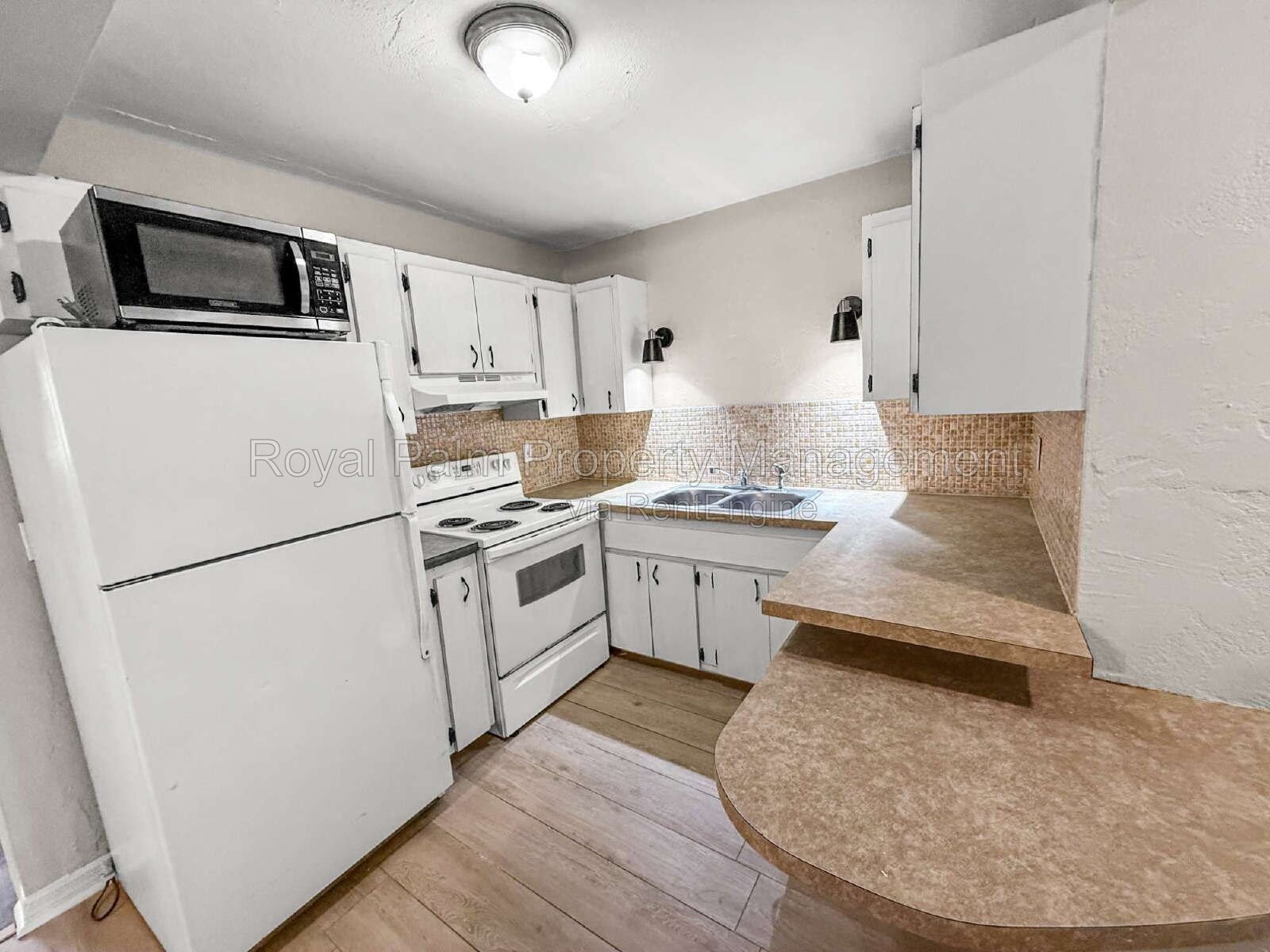 Finally, a Rental That Gets It Right – 2 Bed / 1 Bath + Washer & Dryer | 3744 Estelle Ave property image