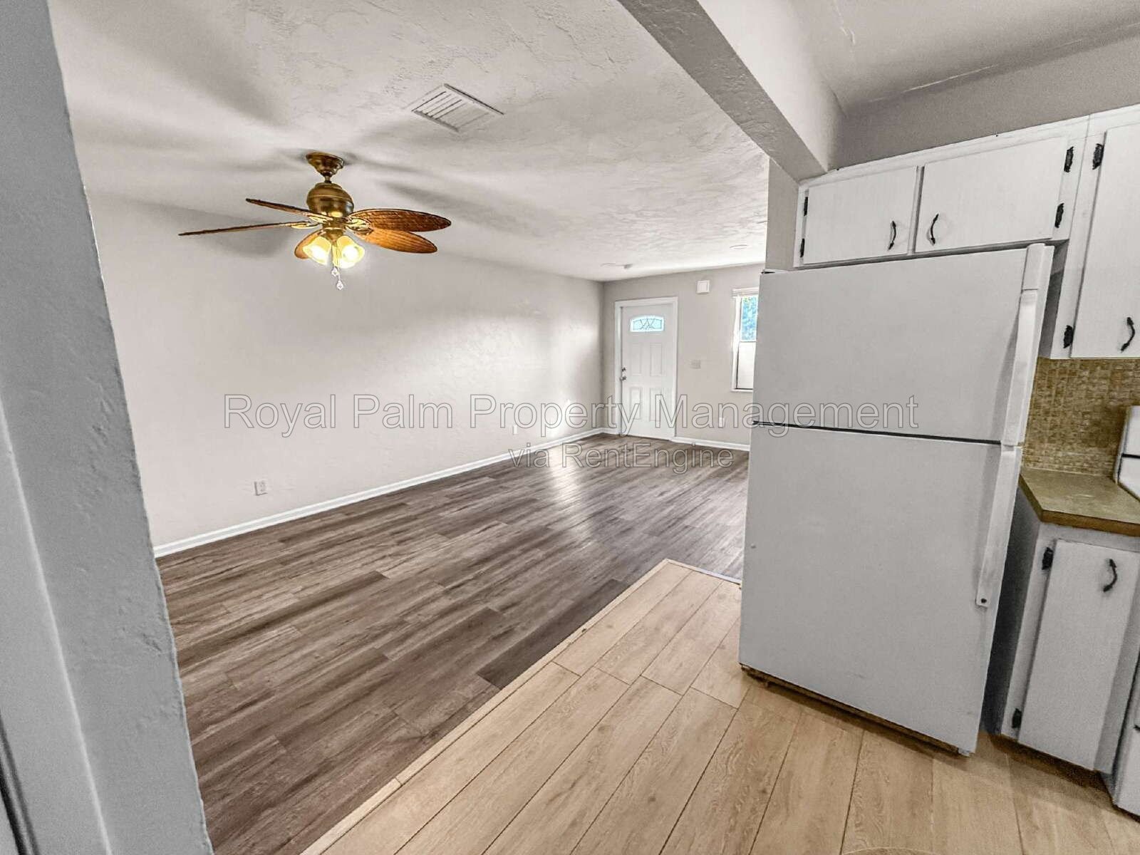 Finally, a Rental That Gets It Right – 2 Bed / 1 Bath + Washer & Dryer | 3744 Estelle Ave property image