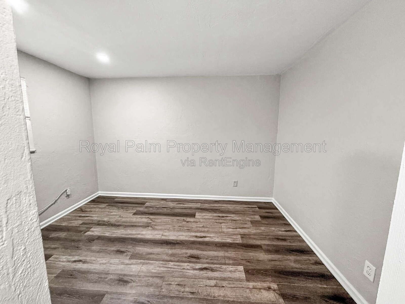 Finally, a Rental That Gets It Right – 2 Bed / 1 Bath + Washer & Dryer | 3744 Estelle Ave property image