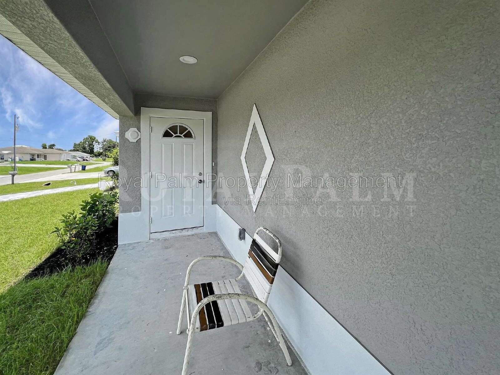 Spacious 3BR/2BA Duplex in Lehigh Acres & $500 Off Your First Month If You Apply by Aug 20th! property image