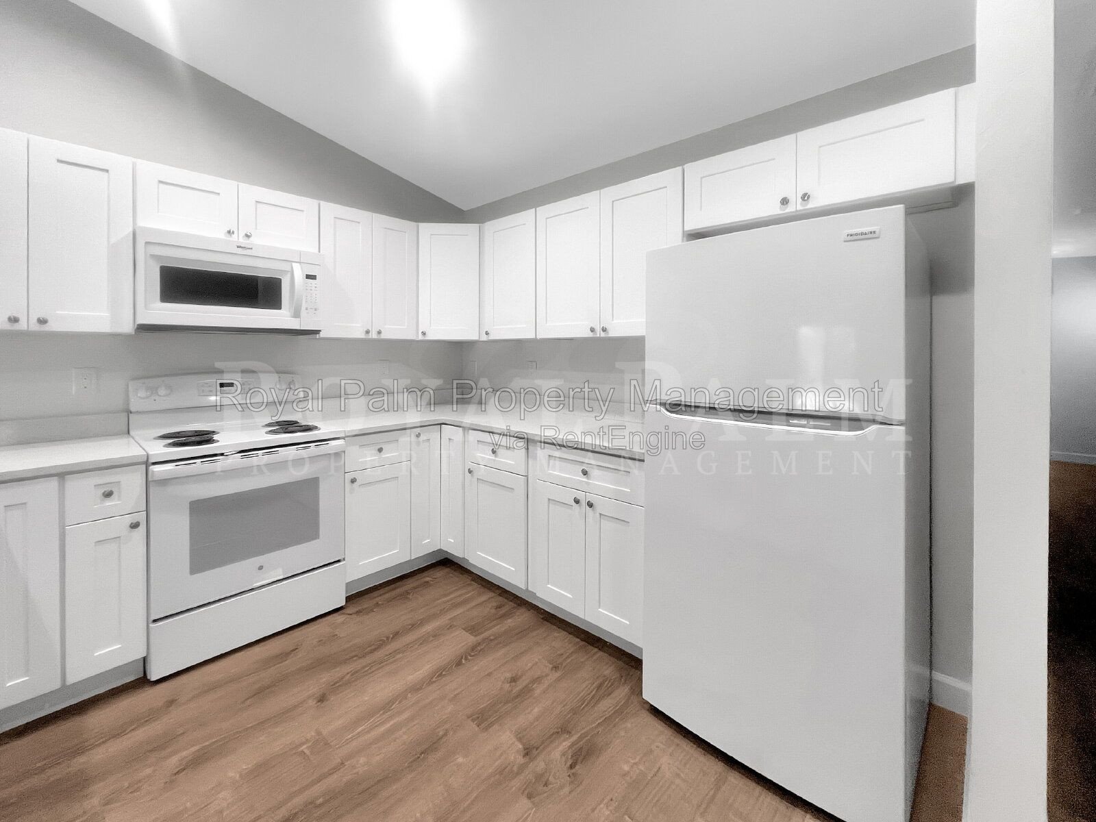 Spacious 3BR/2BA Duplex in Lehigh Acres & $500 Off Your First Month If You Apply by Aug 20th! property image
