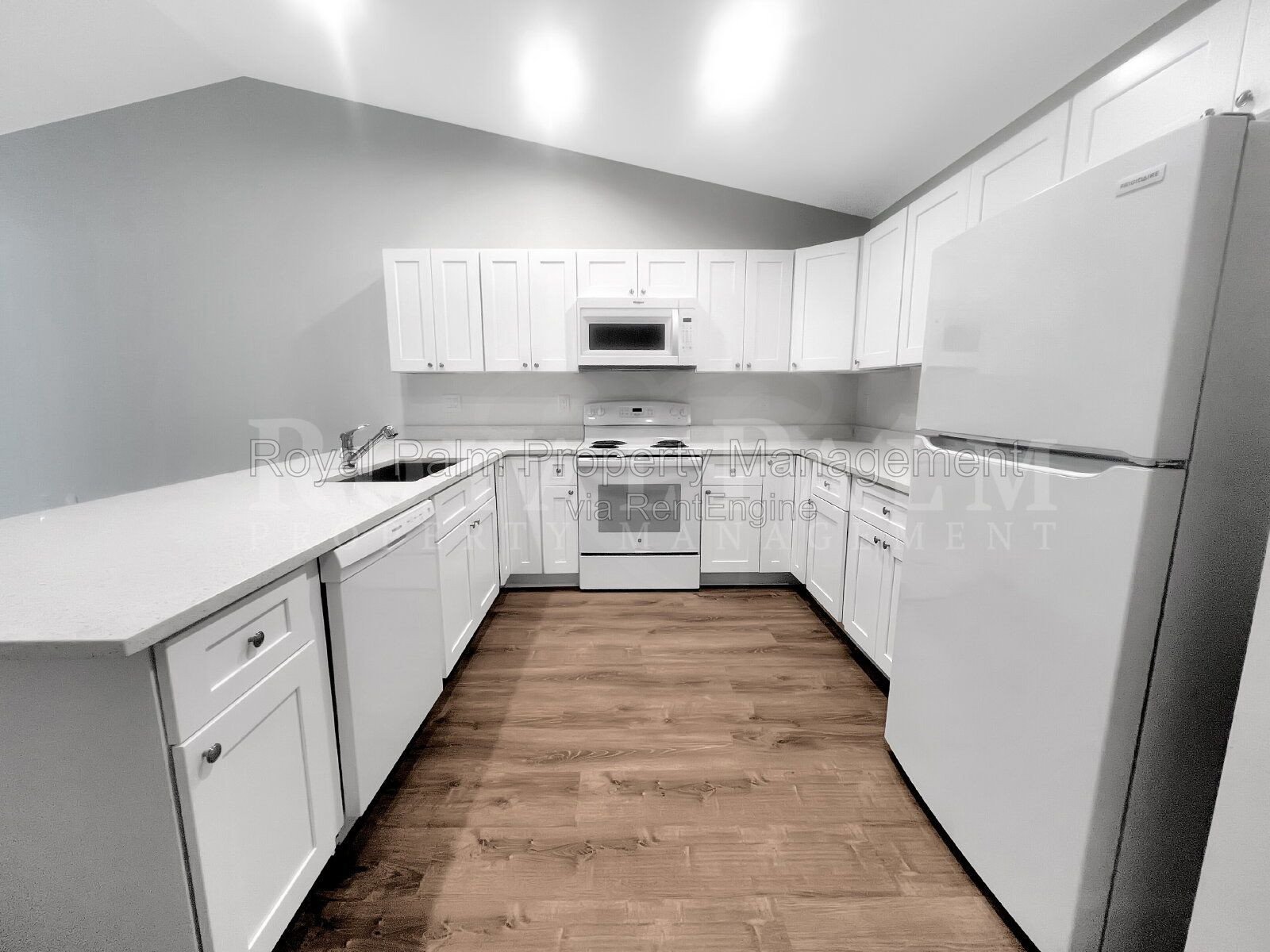 Spacious 3BR/2BA Duplex in Lehigh Acres & $500 Off Your First Month If You Apply by Aug 20th! property image