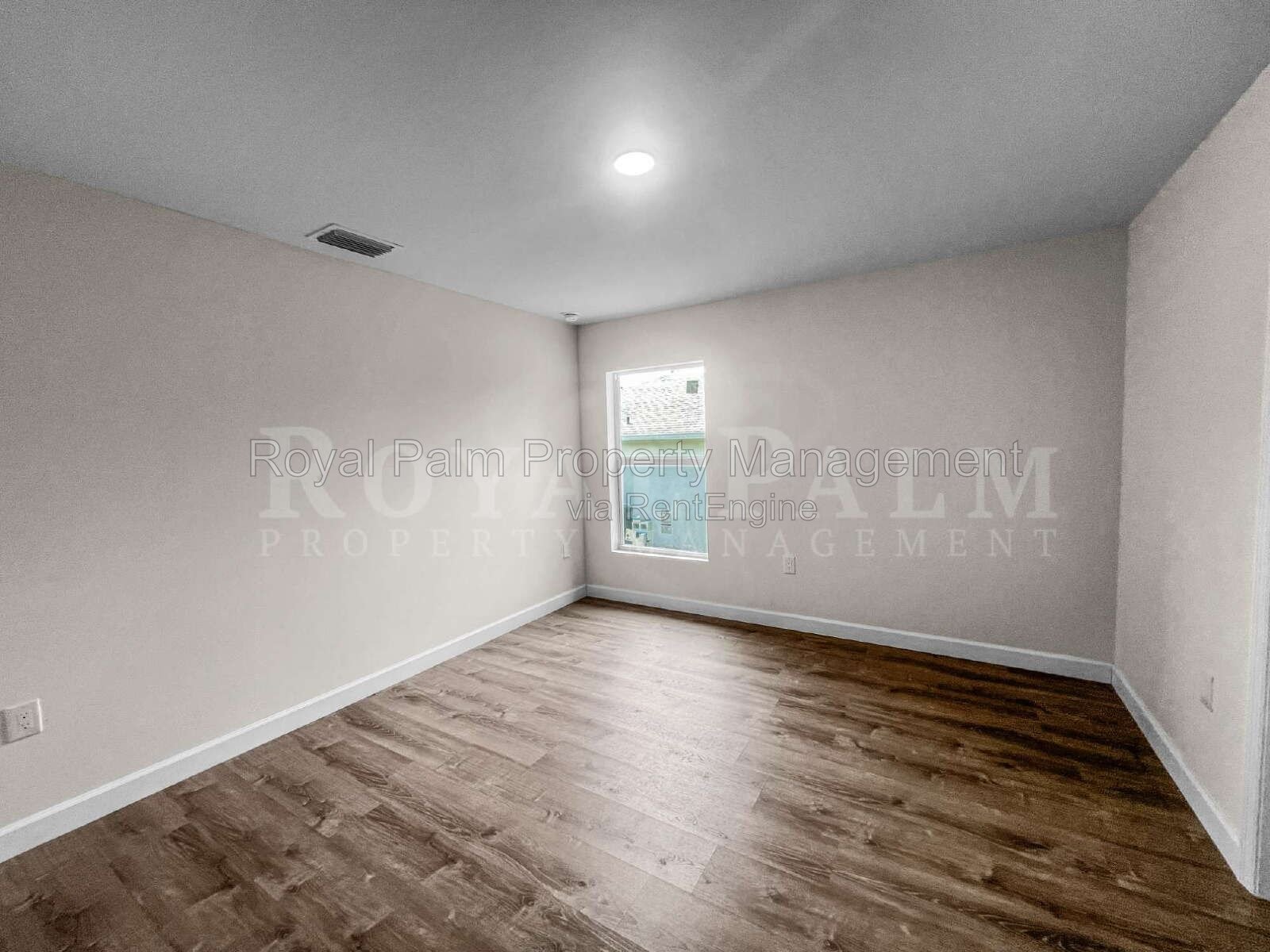 Spacious 3BR/2BA Duplex in Lehigh Acres & $500 Off Your First Month If You Apply by Aug 20th! property image