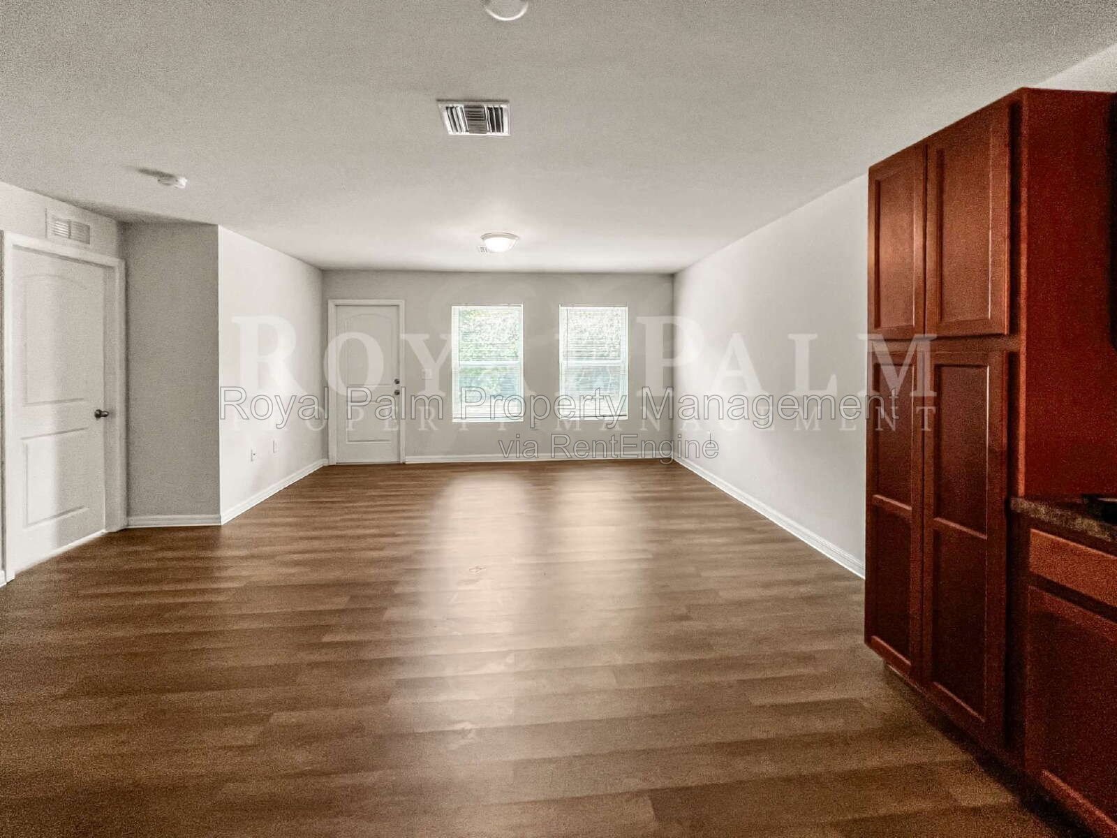 4 Bed / 2 Bath in Gated Vistanna Villas – Comes with Washer, Dryer, and Good Decisions - 9177 Aegean Circle, Lehigh Acres, FL property image