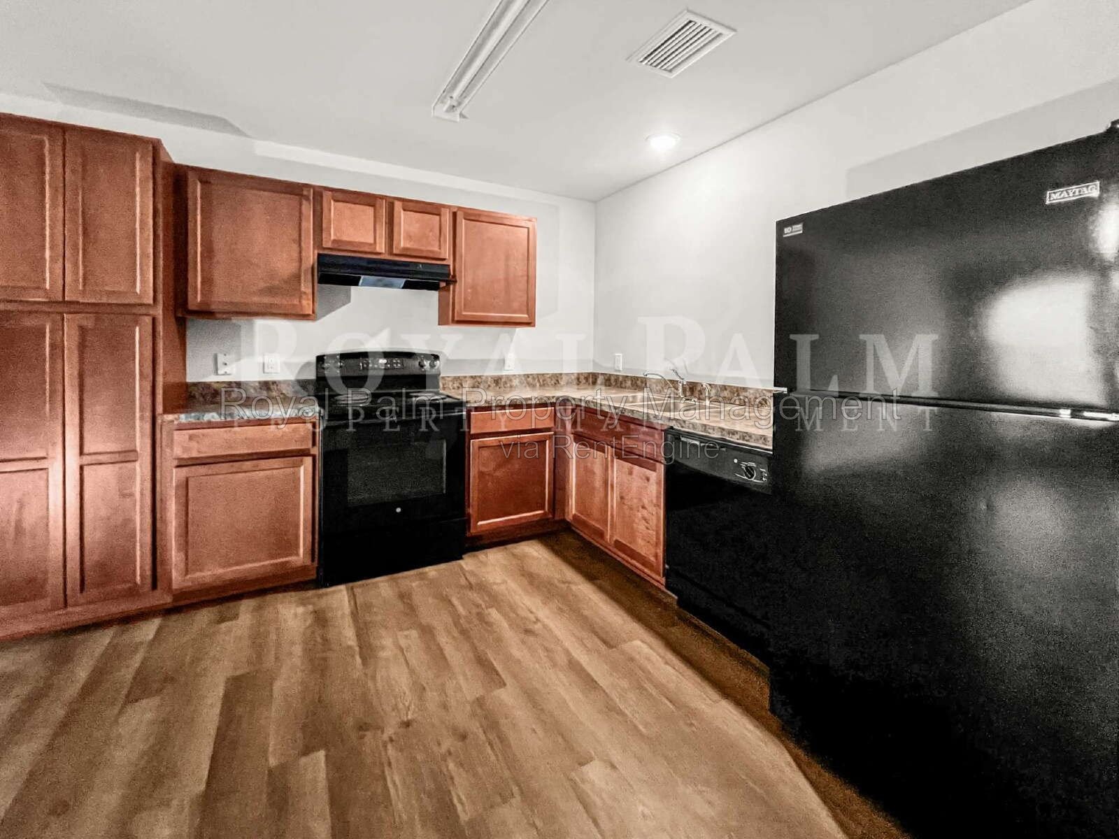 4 Bed / 2 Bath in Gated Vistanna Villas – Comes with Washer, Dryer, and Good Decisions - 9177 Aegean Circle, Lehigh Acres, FL property image