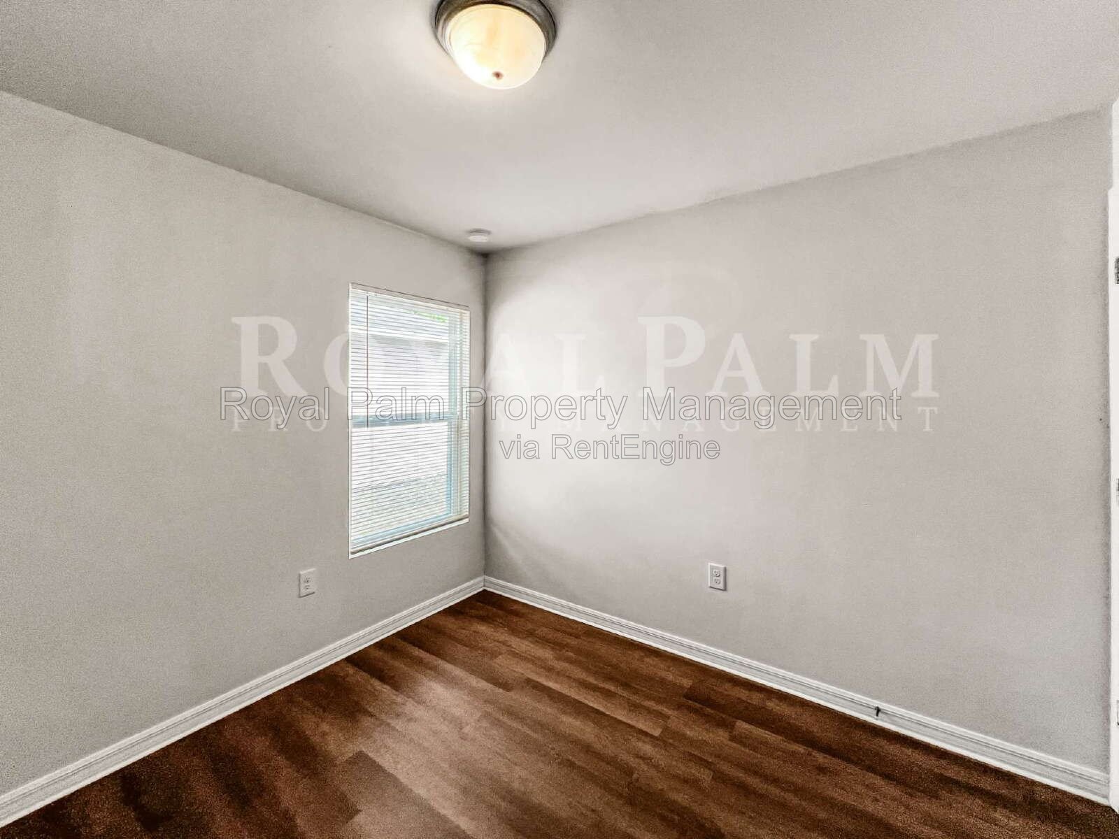 4 Bed / 2 Bath in Gated Vistanna Villas – Comes with Washer, Dryer, and Good Decisions - 9177 Aegean Circle, Lehigh Acres, FL property image