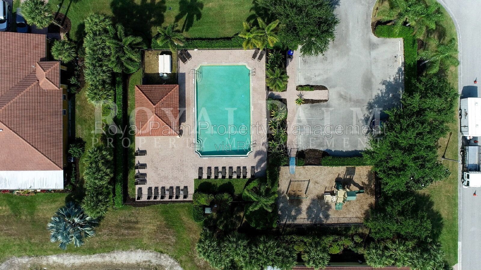 4 Bed / 2 Bath in Gated Vistanna Villas – Comes with Washer, Dryer, and Good Decisions - 9177 Aegean Circle, Lehigh Acres, FL property image