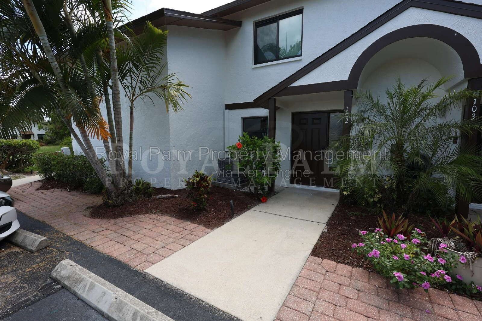 2 Bed, 2.5 Bath Townhouse with Balcony, Pool & Prime Bonita Springs Location property image