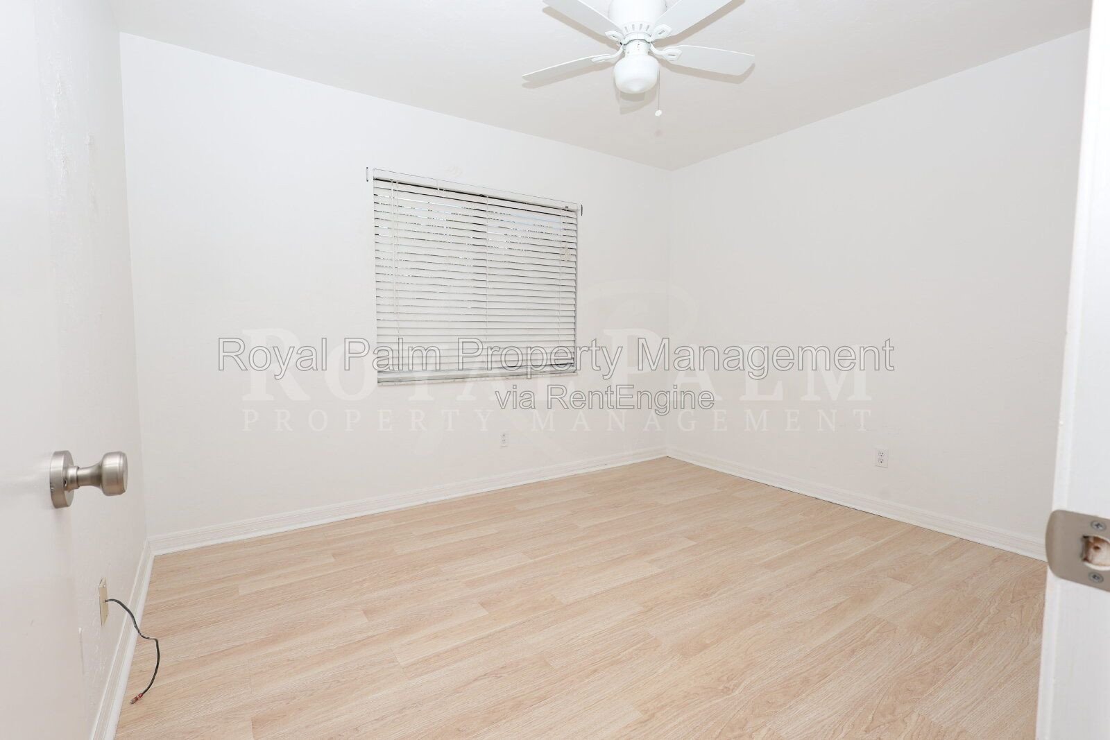 2 Bed, 2.5 Bath Townhouse with Balcony, Pool & Prime Bonita Springs Location property image