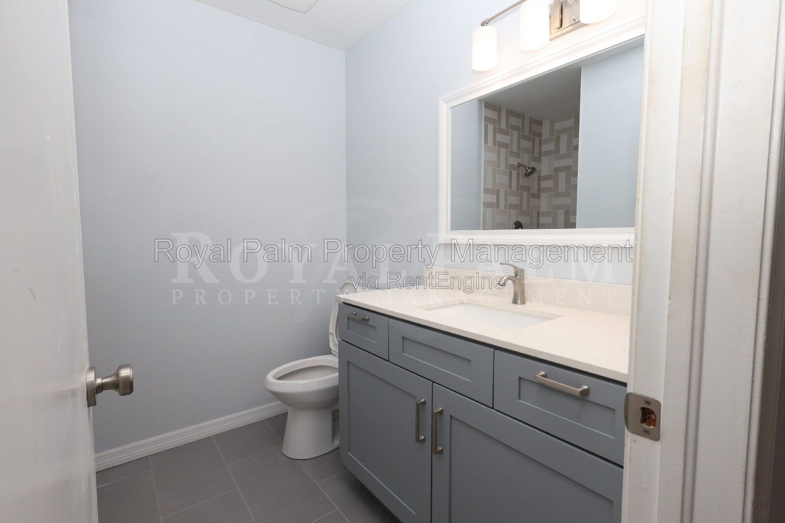 2 Bed, 2.5 Bath Townhouse with Balcony, Pool & Prime Bonita Springs Location property image
