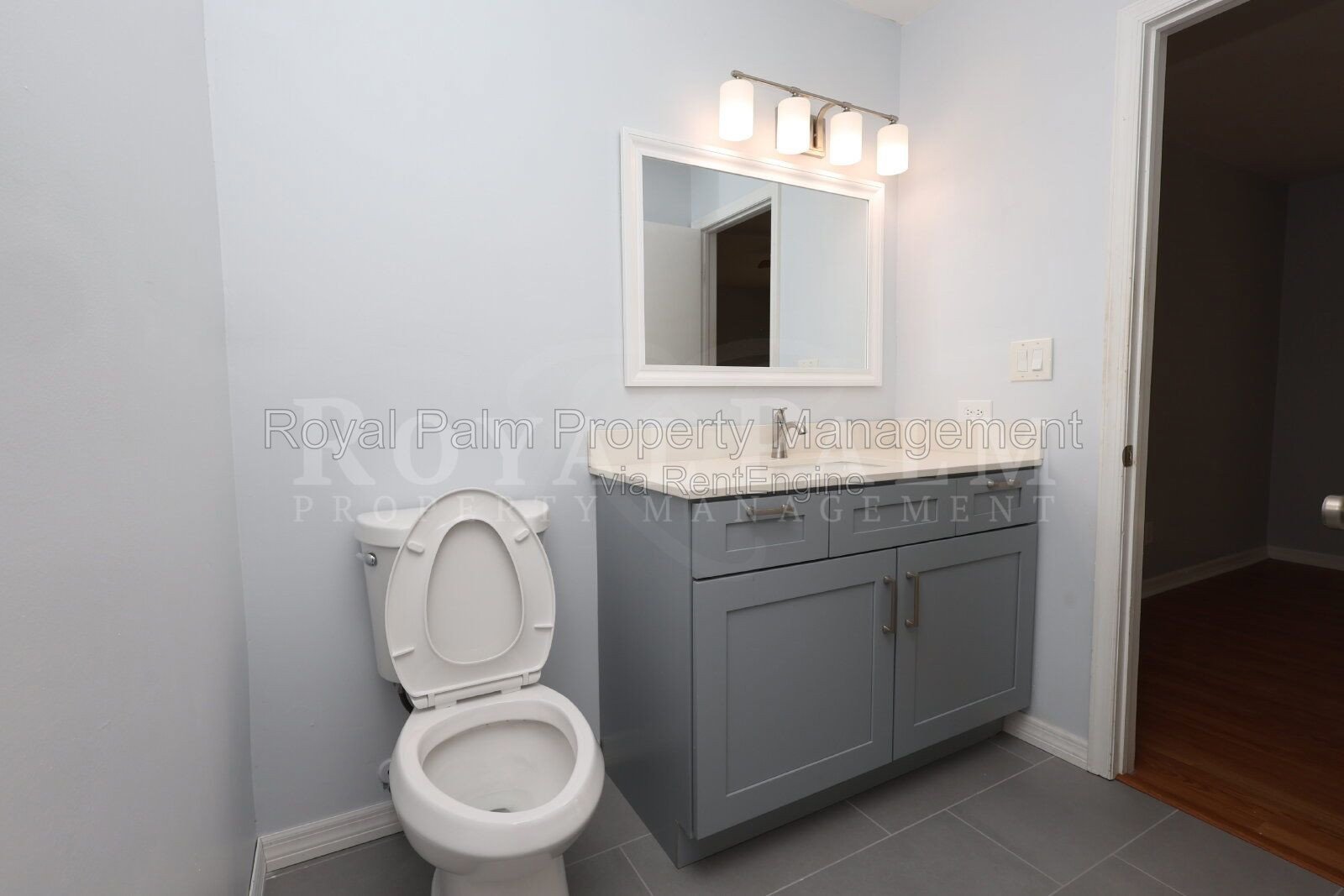 2 Bed, 2.5 Bath Townhouse with Balcony, Pool & Prime Bonita Springs Location property image