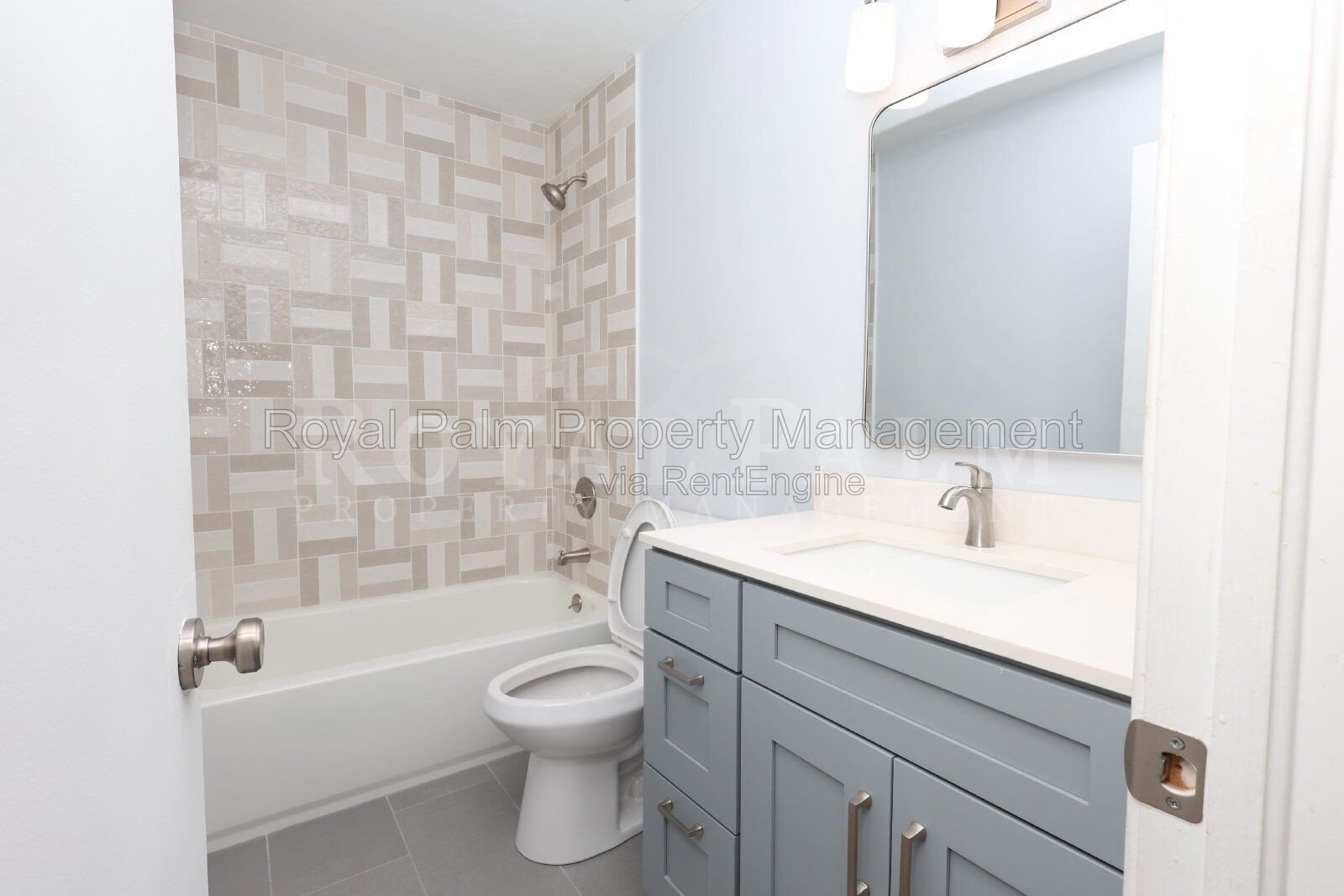 2 Bed, 2.5 Bath Townhouse with Balcony, Pool & Prime Bonita Springs Location property image