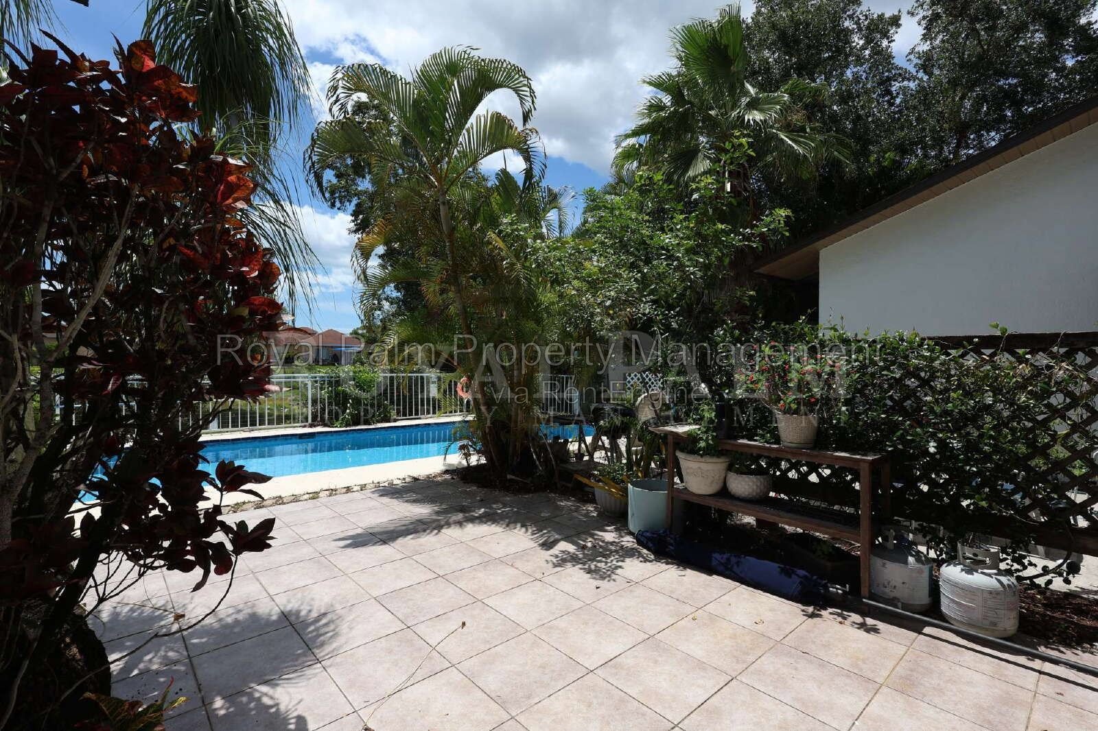 2 Bed, 2.5 Bath Townhouse with Balcony, Pool & Prime Bonita Springs Location property image