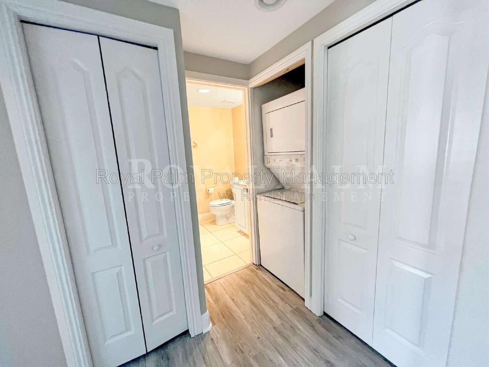 First-Floor 2 Bed, 2 Bath with In-Unit Washer & Dryer – Everyday Living Made Easy at Castilla Circle, Fort Myers property image