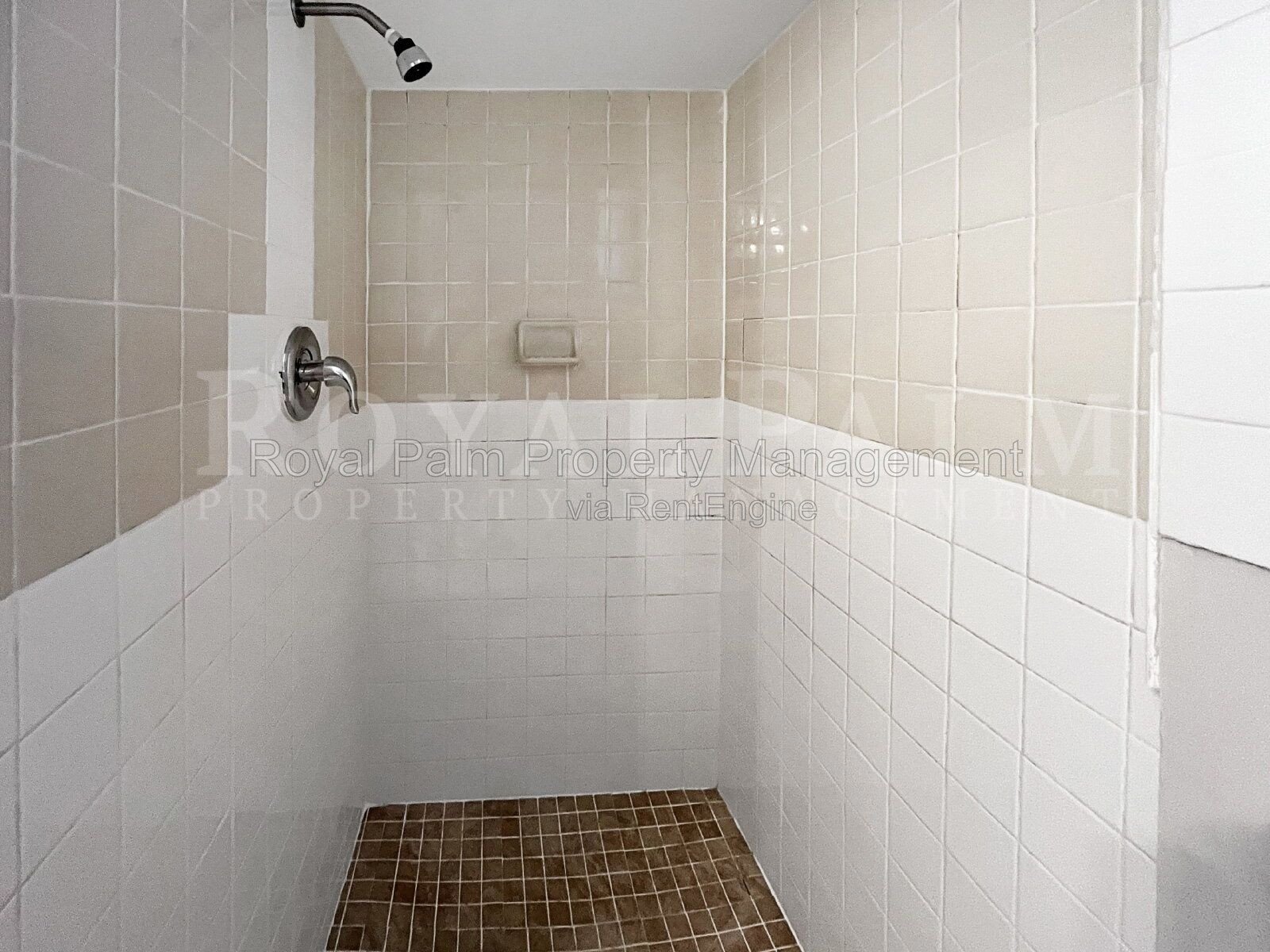 Charming 2-Bedroom Retreat in the Heart of Fort Myers at 1615 Evans Ave - 2! property image