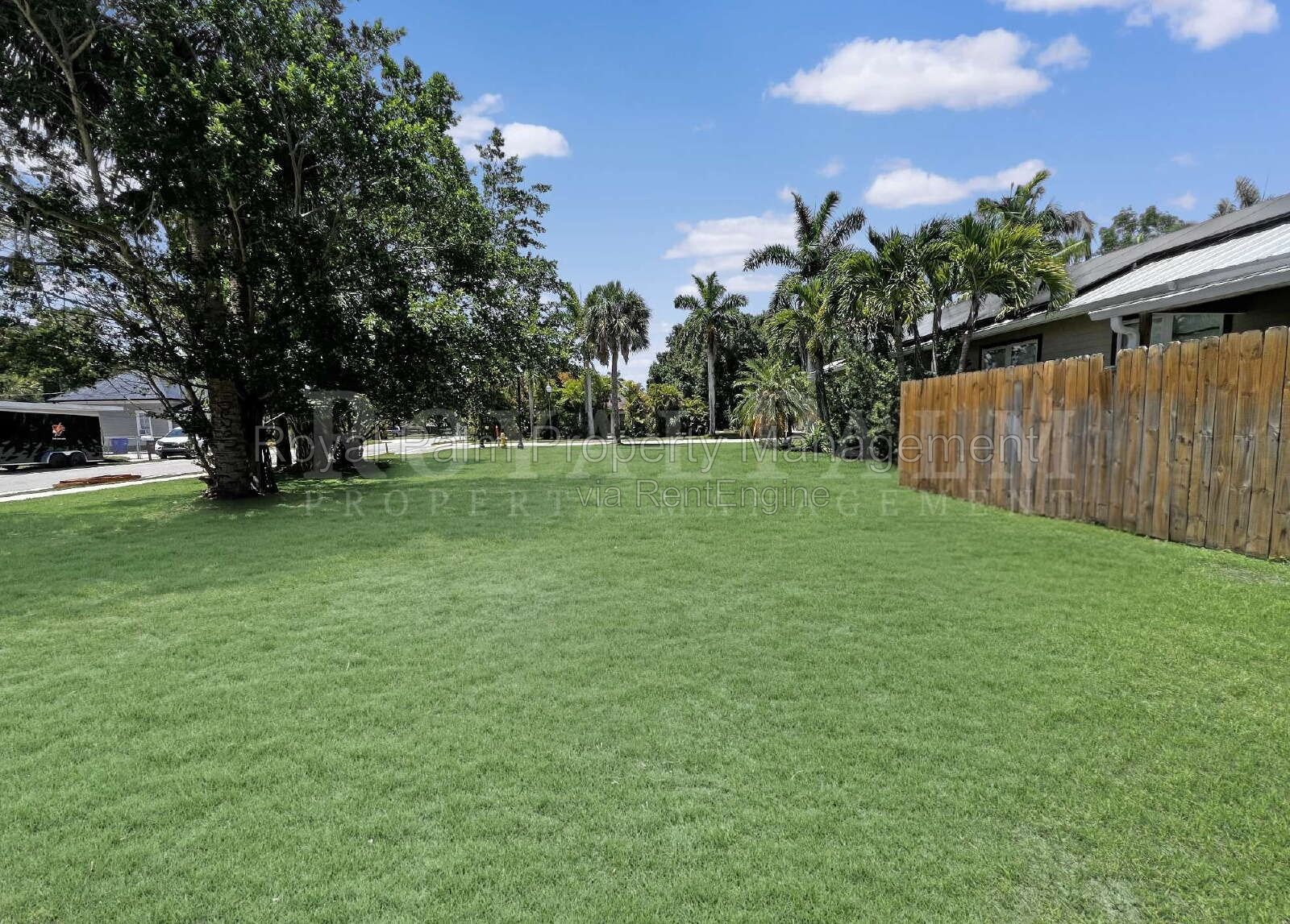 Charming 2-Bedroom Retreat in the Heart of Fort Myers at 1615 Evans Ave - 2! property image