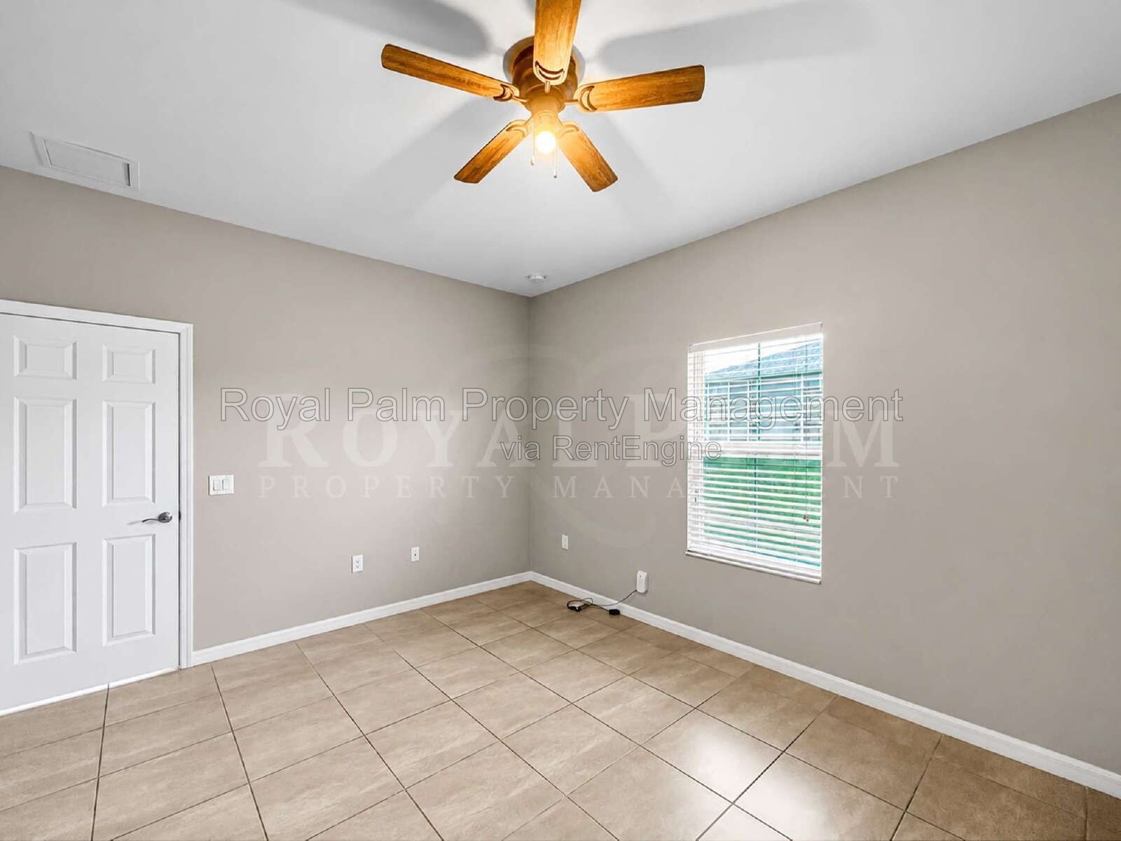 Spacious 3-Bedroom Home in the Heart of Cape Coral! property image