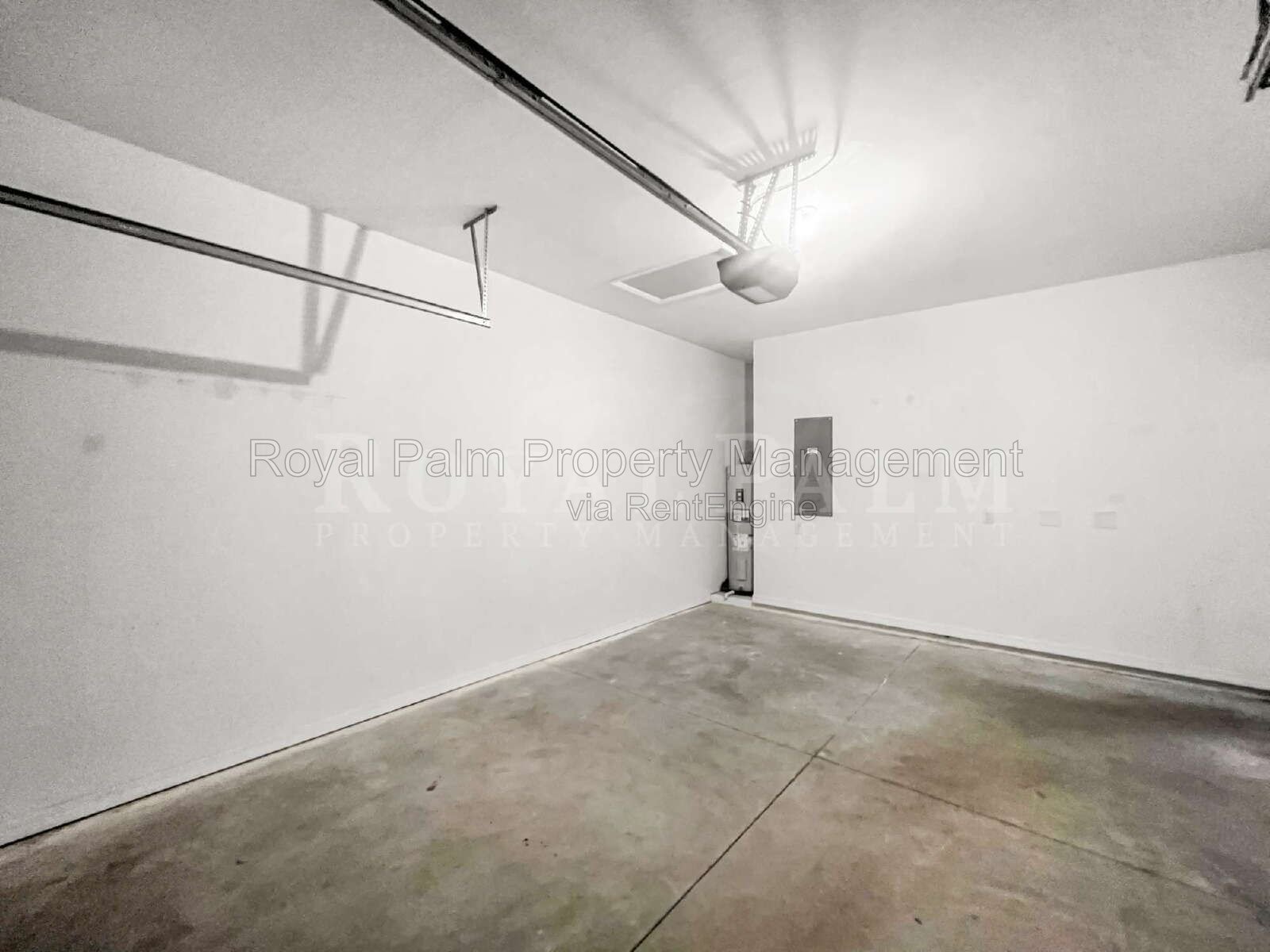 Spacious 3-Bedroom Home in the Heart of Cape Coral! property image