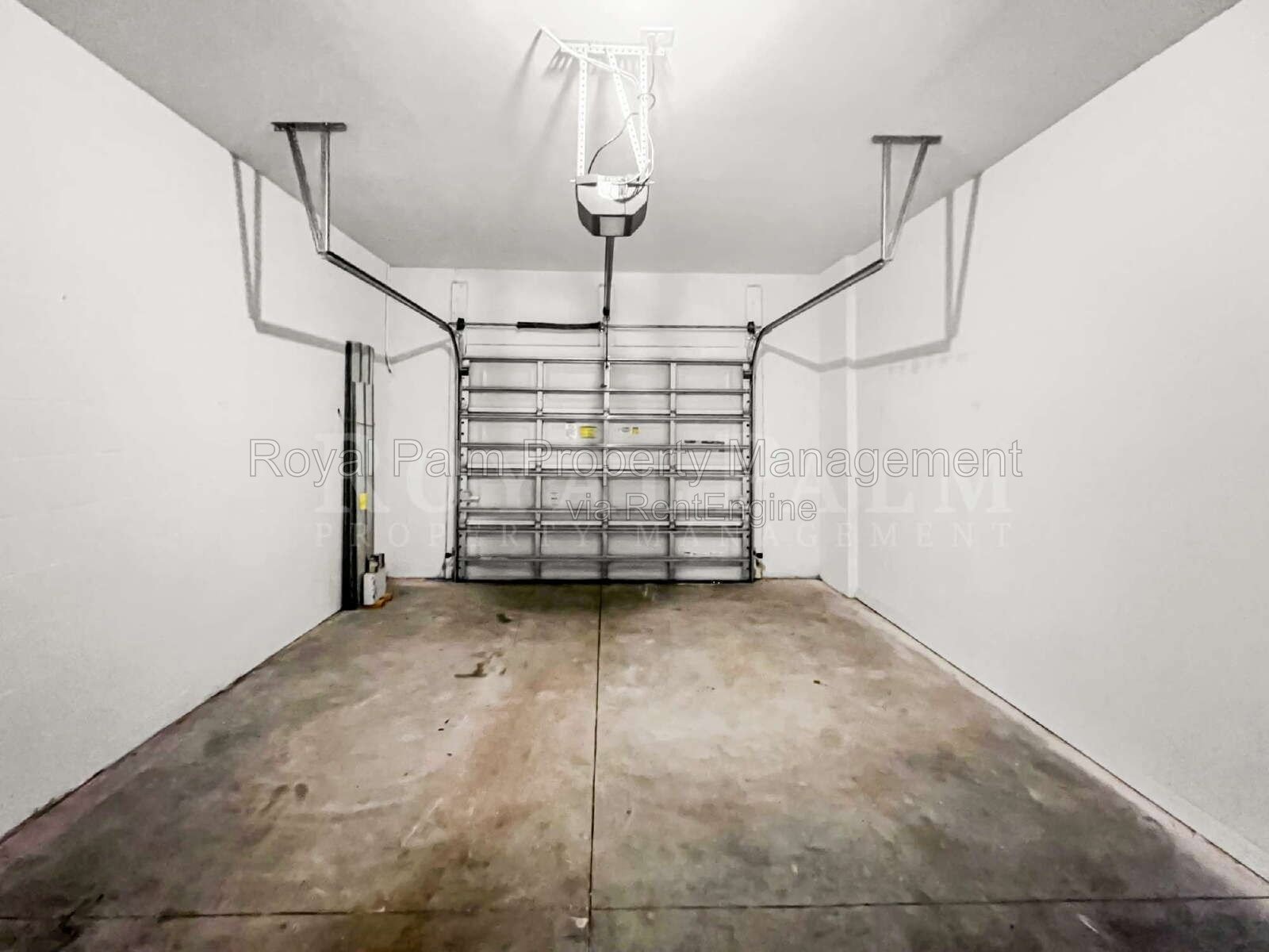 Spacious 3-Bedroom Home in the Heart of Cape Coral! property image