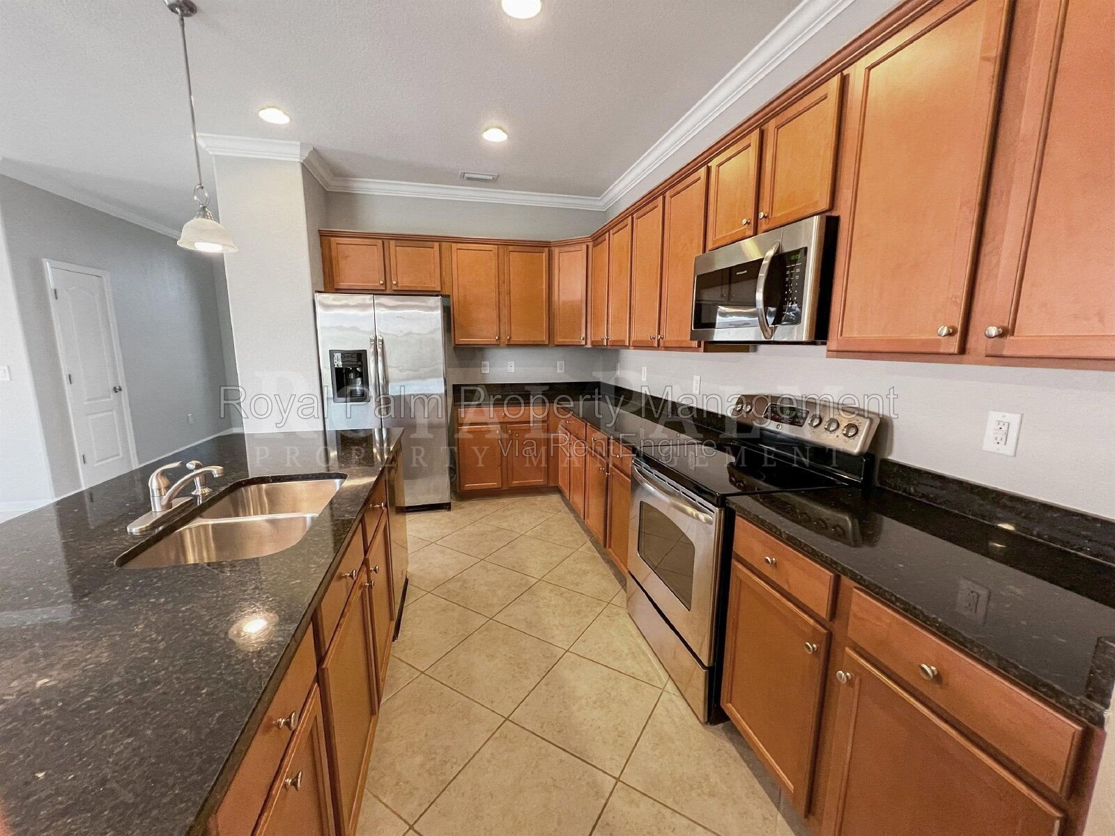 Spacious 4 Bedroom Home for Rent in Fort Myers! property image
