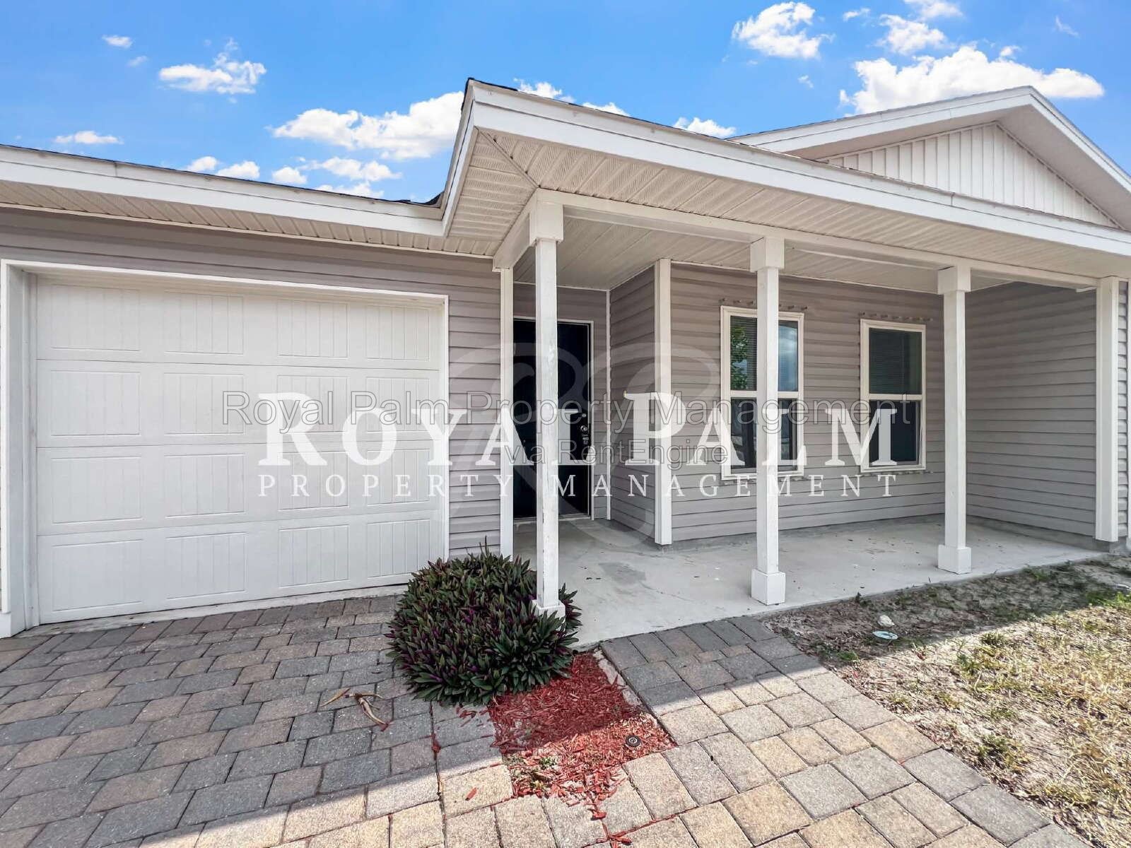 4BR/2BA Duplex Living in Vistanna Villas + Washer & Dryer! — Space, Style, and Laundry Convenience All in One. property image