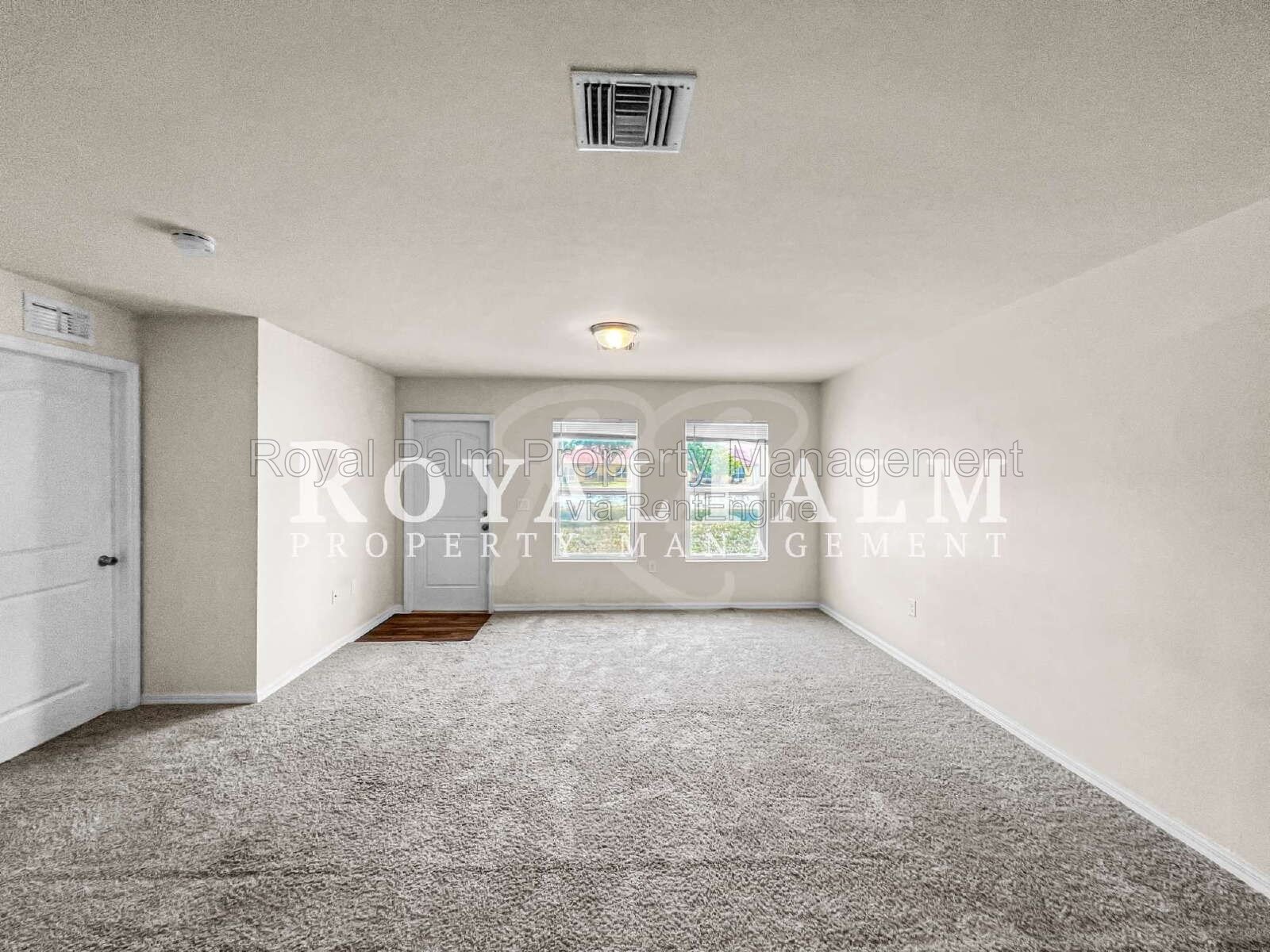 4BR/2BA Duplex Living in Vistanna Villas + Washer & Dryer! — Space, Style, and Laundry Convenience All in One. property image