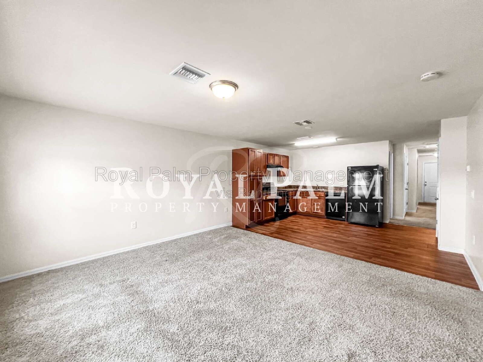 4BR/2BA Duplex Living in Vistanna Villas + Washer & Dryer! — Space, Style, and Laundry Convenience All in One. property image
