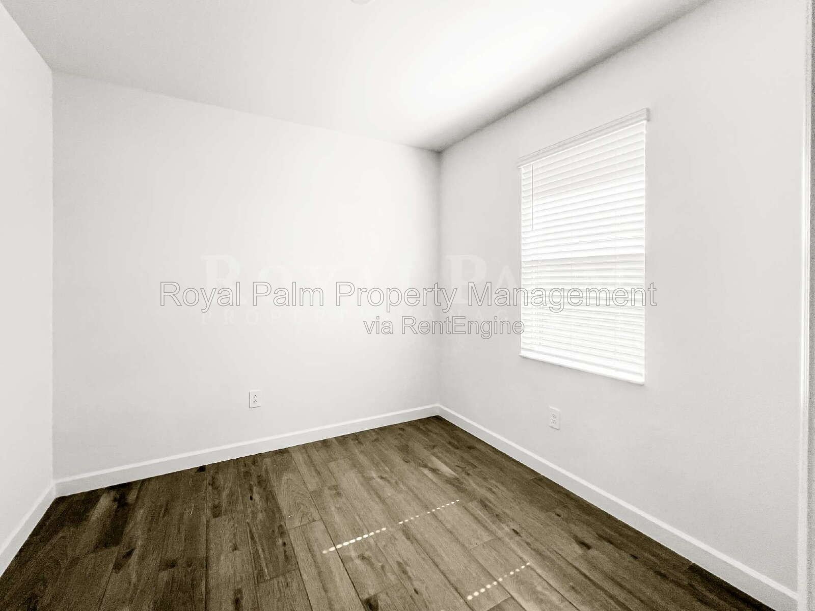 Room to Breathe: 4 Bed, 3 Bath, 2,032 Sq. Ft. with Lake Views in North Fort Myers. Welcome to 10706 Clementine Pl! property image