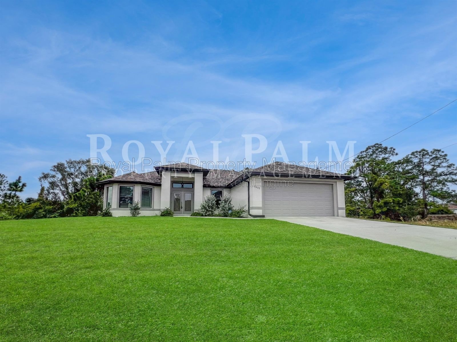 Grand Double Doors, Zero Guilt Utility Bills | 3-Bedroom Solar Home in Lehigh Acres property image