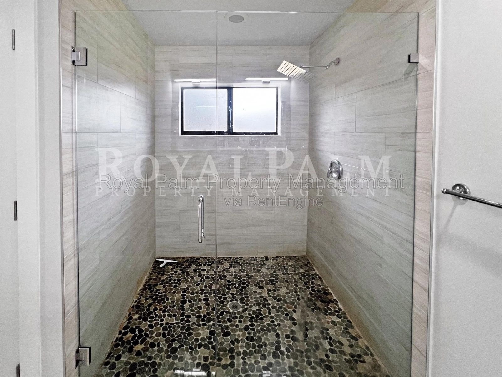Grand Double Doors, Zero Guilt Utility Bills | 3-Bedroom Solar Home in Lehigh Acres property image