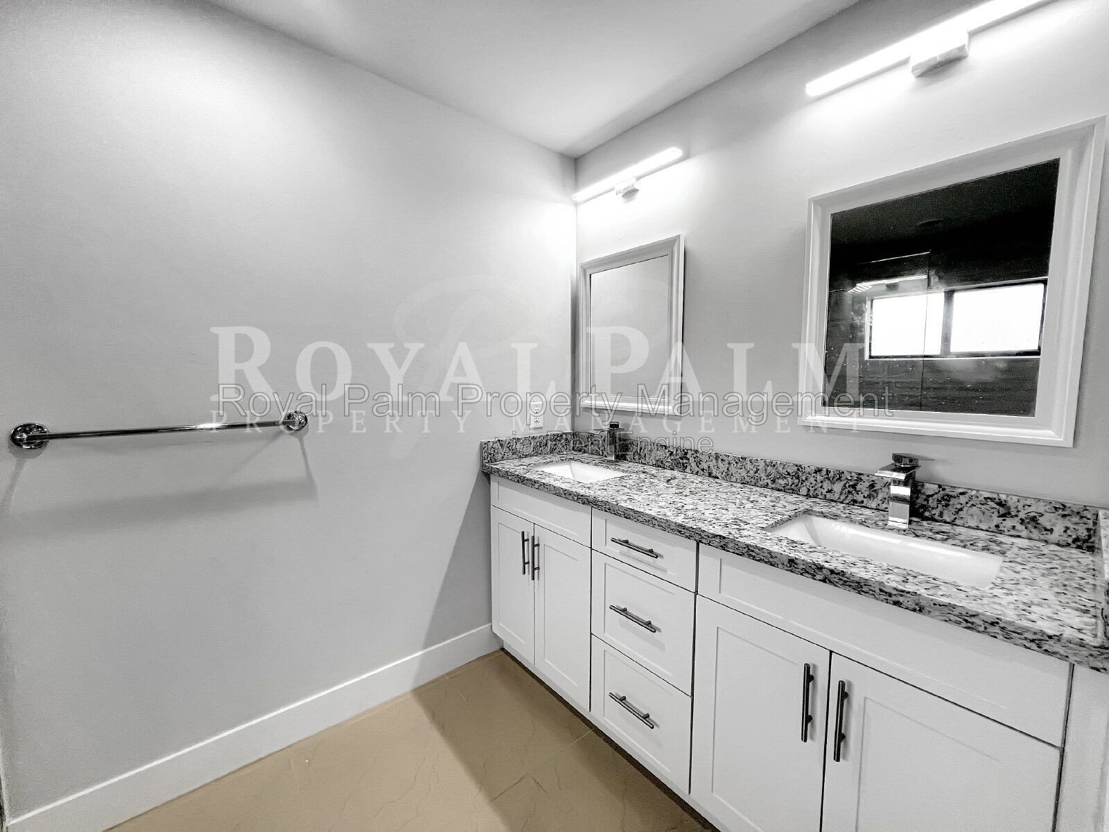 Grand Double Doors, Zero Guilt Utility Bills | 3-Bedroom Solar Home in Lehigh Acres property image