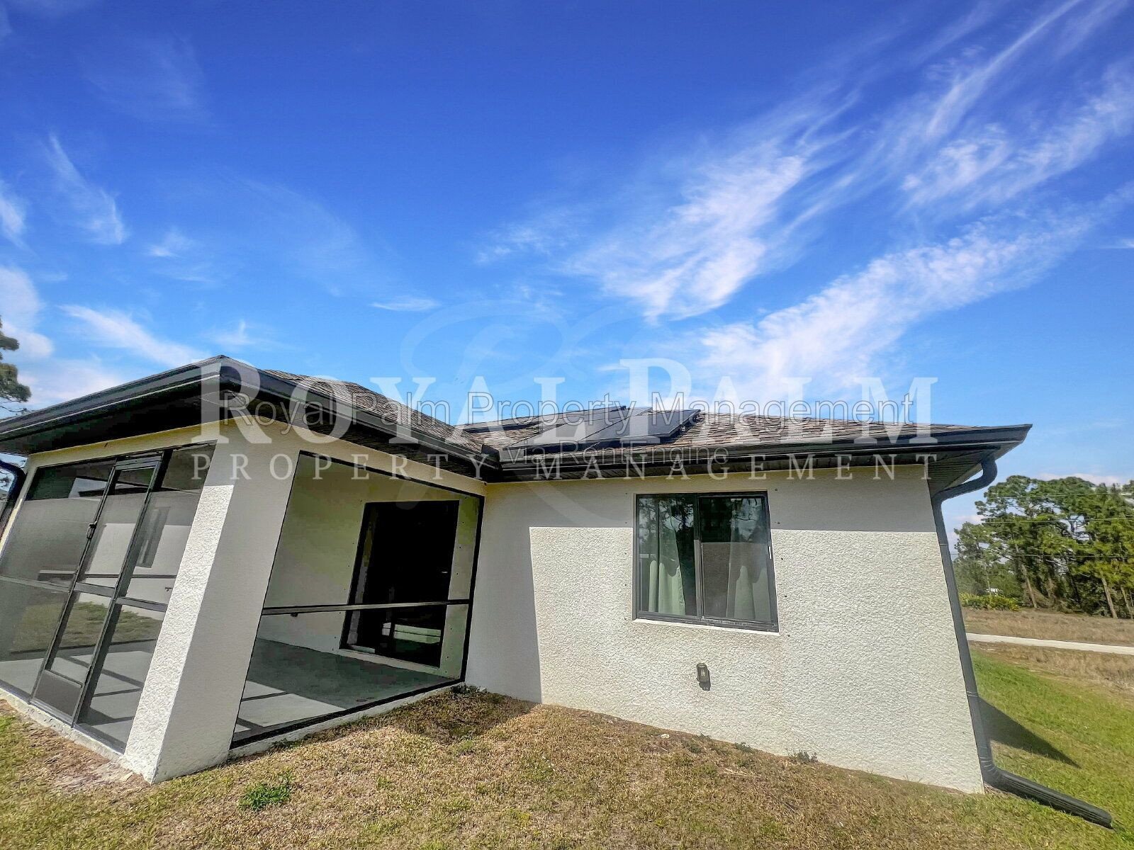 Grand Double Doors, Zero Guilt Utility Bills | 3-Bedroom Solar Home in Lehigh Acres property image