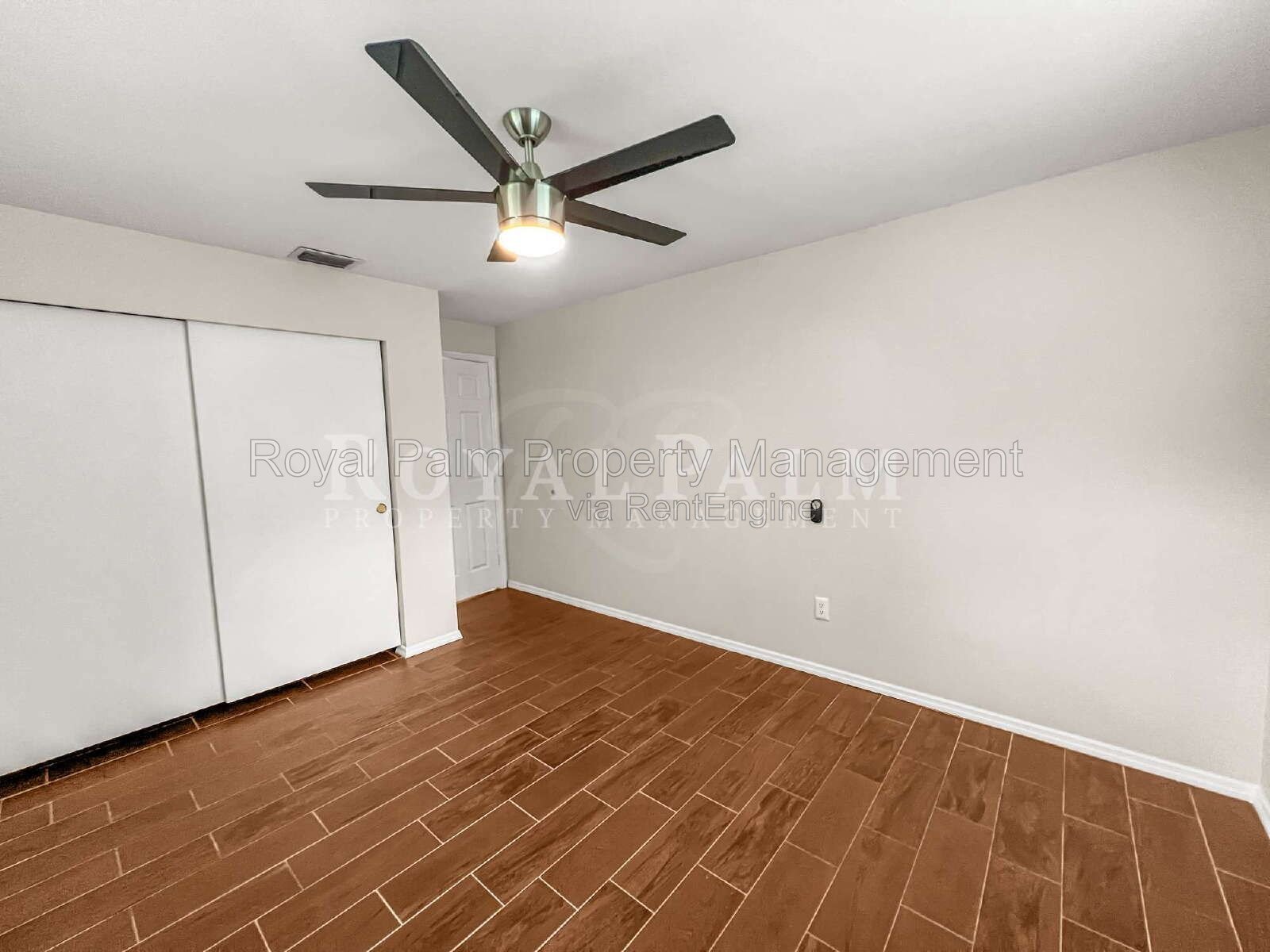 Renovated 3-Bed Fort Myers Home | No HOA, Water & Lawn Care Included property image