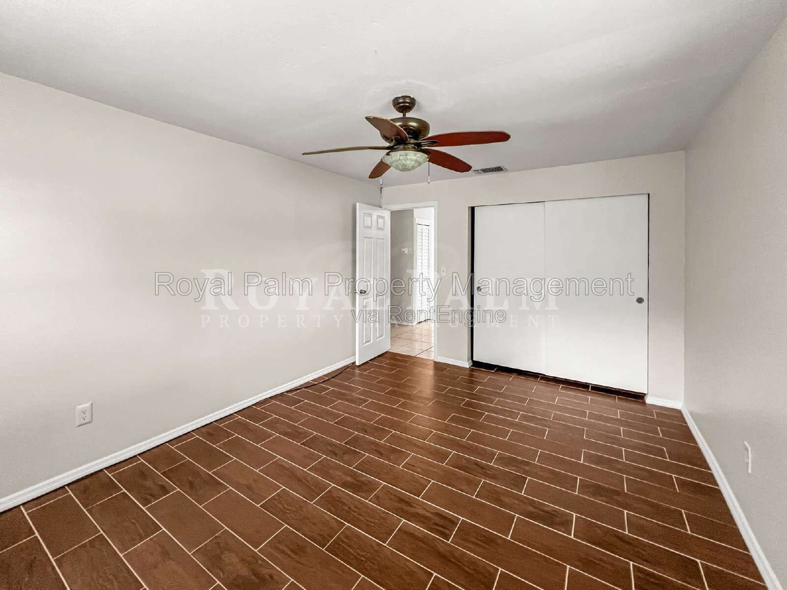 Renovated 3-Bed Fort Myers Home | No HOA, Water & Lawn Care Included property image