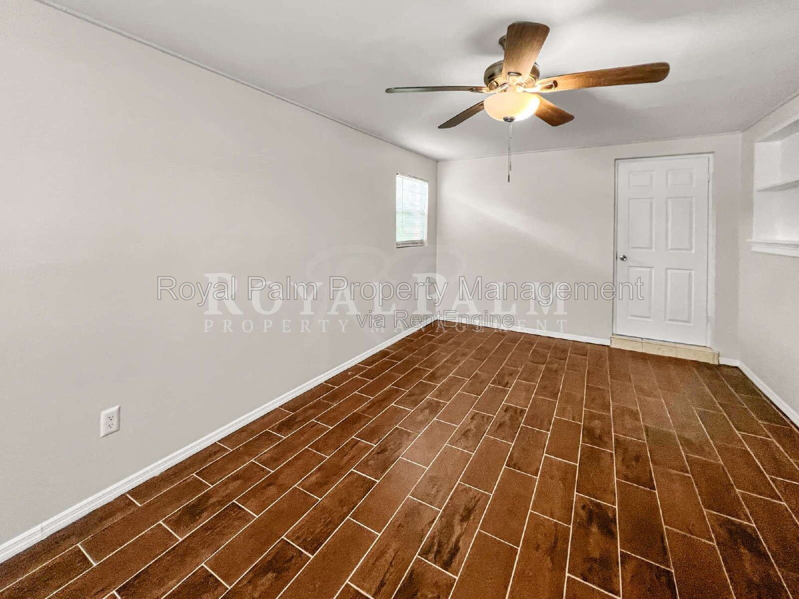 Renovated 3-Bed Fort Myers Home | No HOA, Water & Lawn Care Included property image