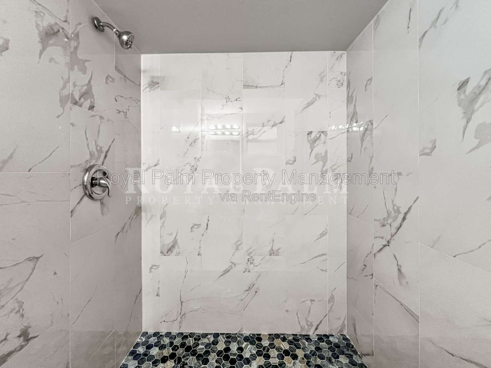 Renovated 3-Bed Fort Myers Home | No HOA, Water & Lawn Care Included property image