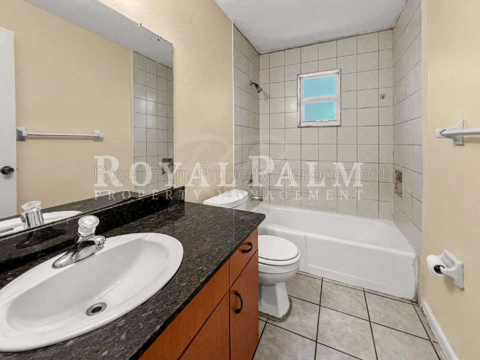 Mow Nothing, Enjoy Everything | 2-Bed Fort Myers Duplex, Water & Lawn Included property image