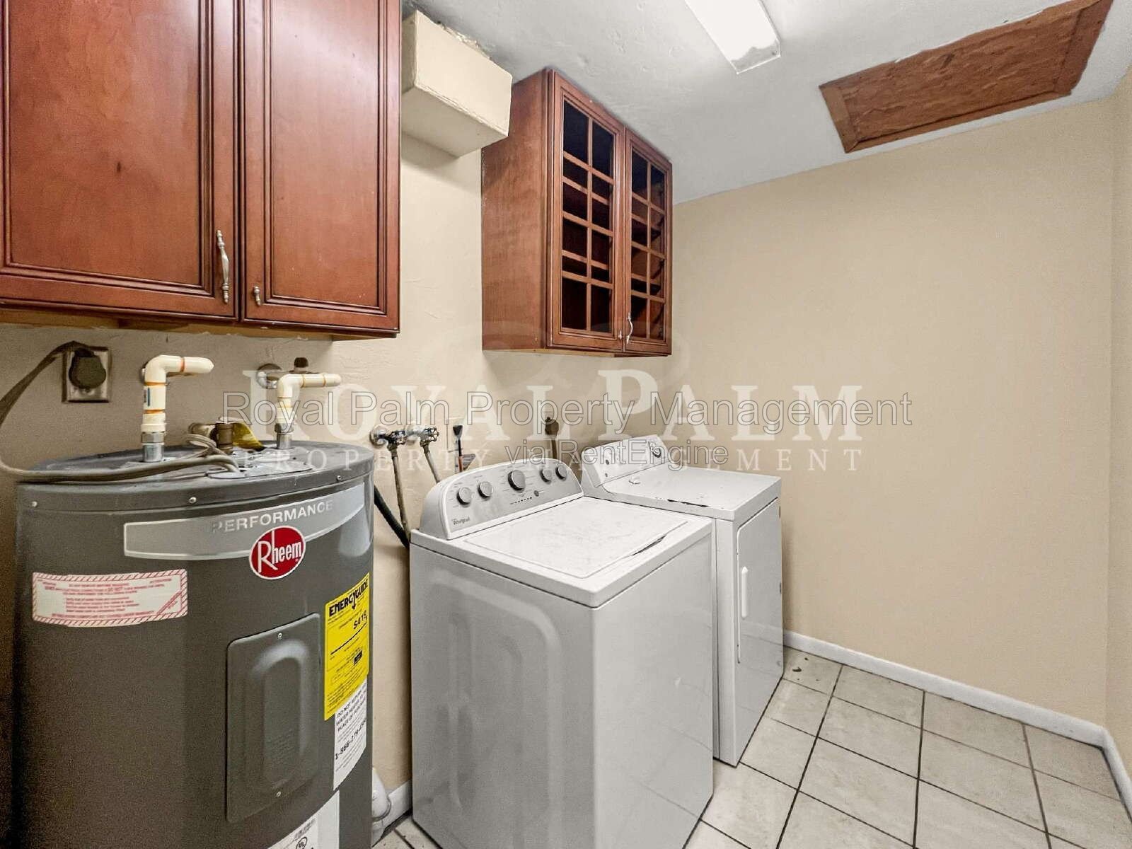 Mow Nothing, Enjoy Everything | 2-Bed Fort Myers Duplex, Water & Lawn Included property image