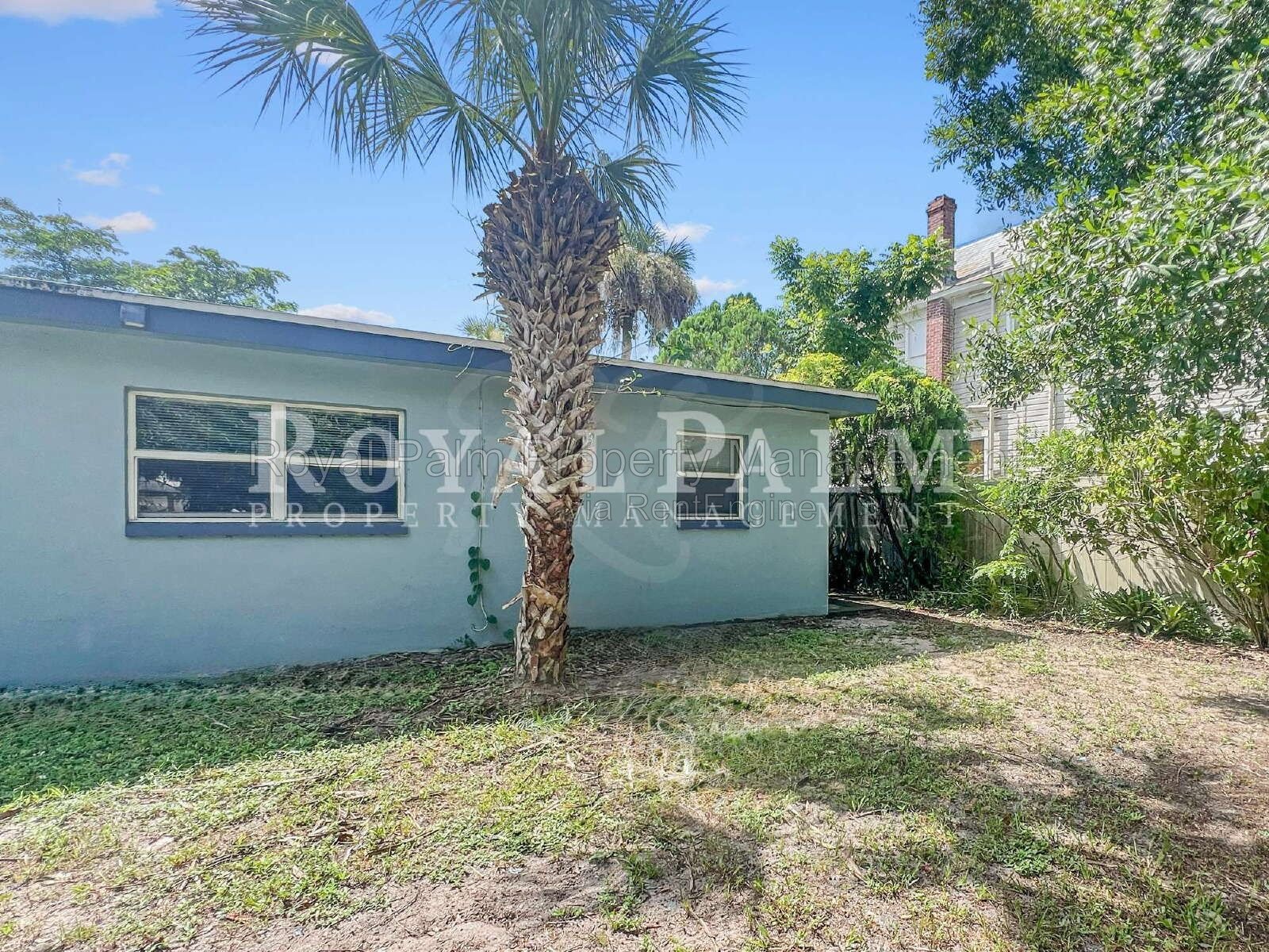 Mow Nothing, Enjoy Everything | 2-Bed Fort Myers Duplex, Water & Lawn Included property image