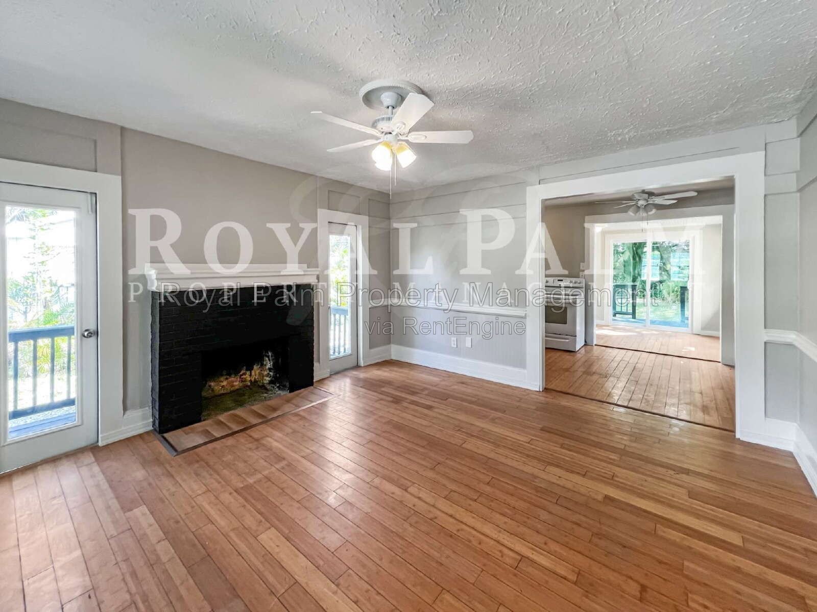 2/1 Single Family Home Near Downtown Fort Myers | Fenced Yard, Pet-Friendly property image