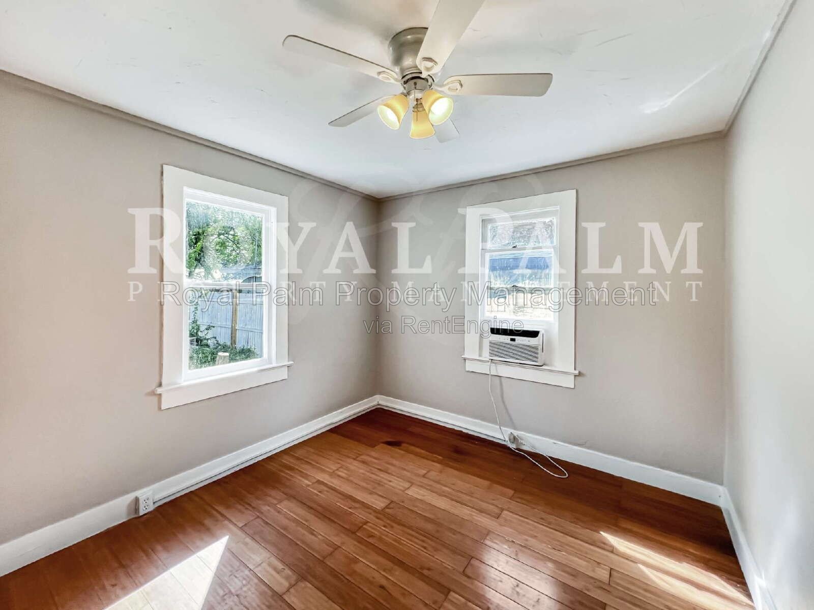 2/1 Single Family Home Near Downtown Fort Myers | Fenced Yard, Pet-Friendly property image