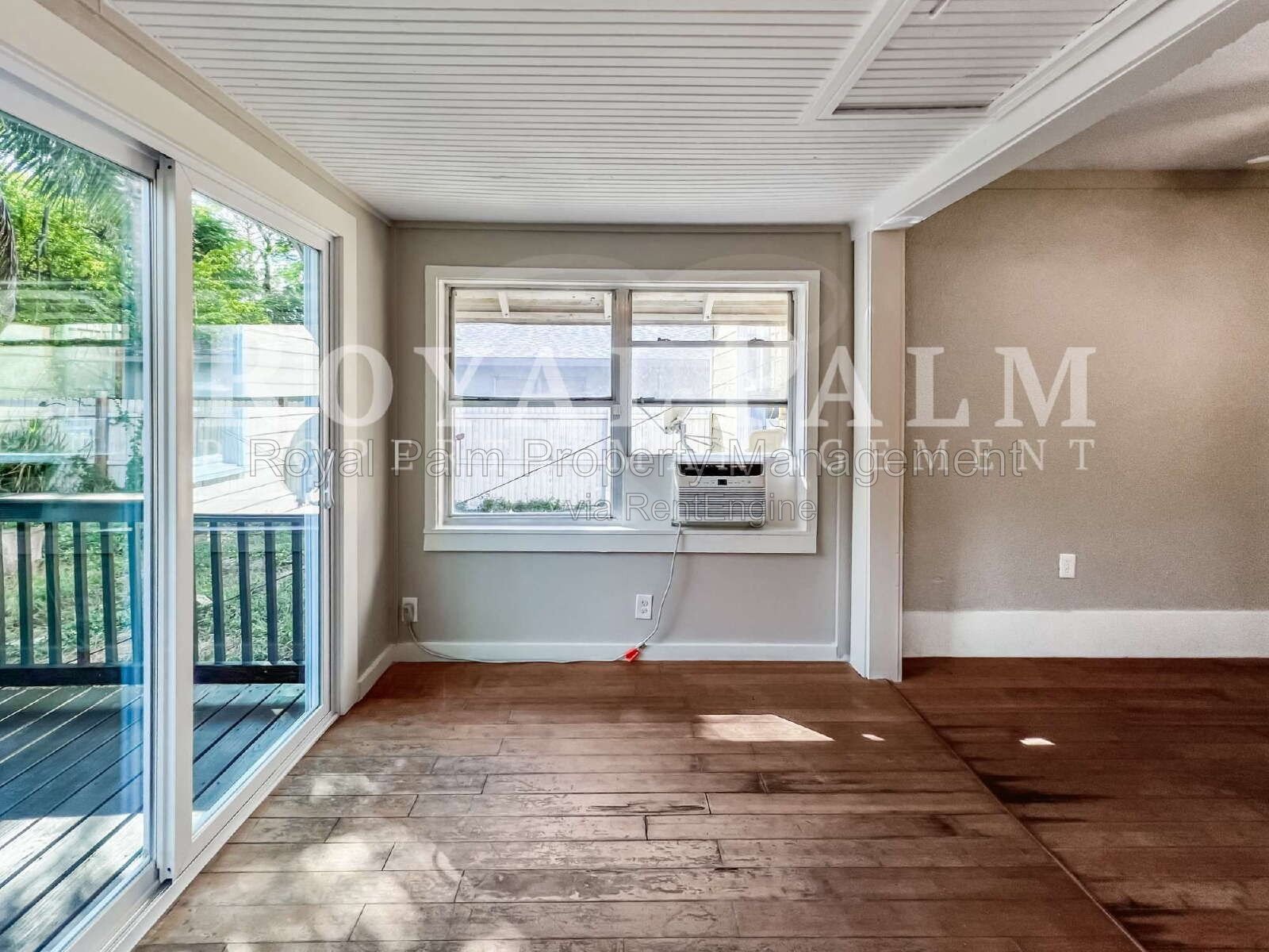 2/1 Single Family Home Near Downtown Fort Myers | Fenced Yard, Pet-Friendly property image