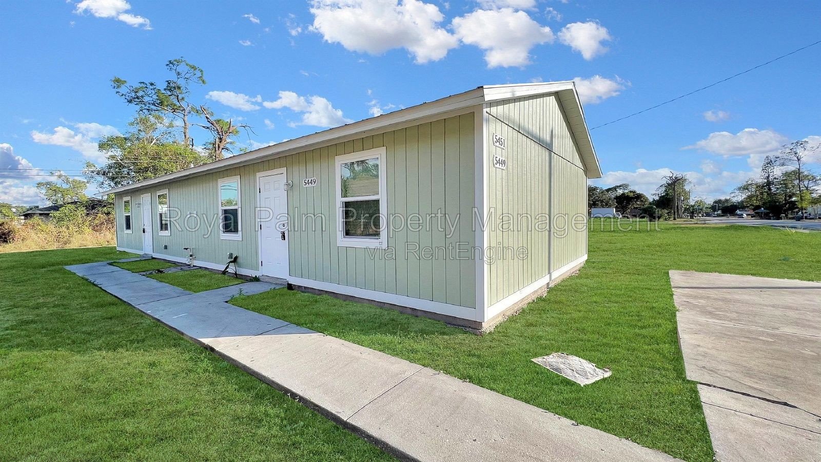 Half Off Your First Month | 2-Bed Duplex Fort Myers property image