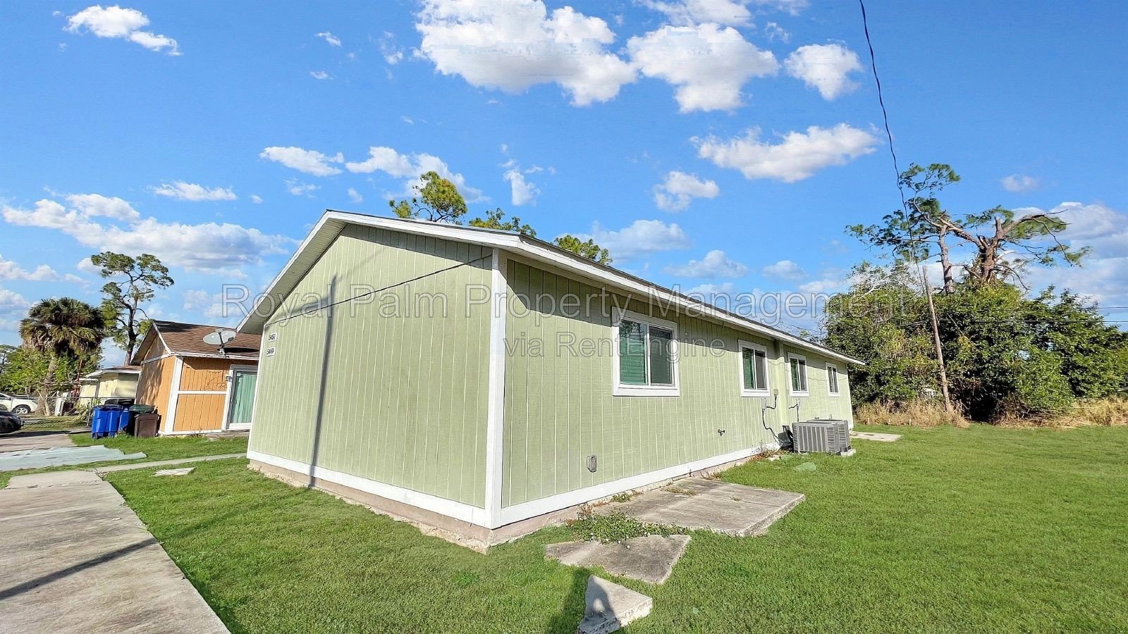 Half Off Your First Month | 2-Bed Duplex Fort Myers property image