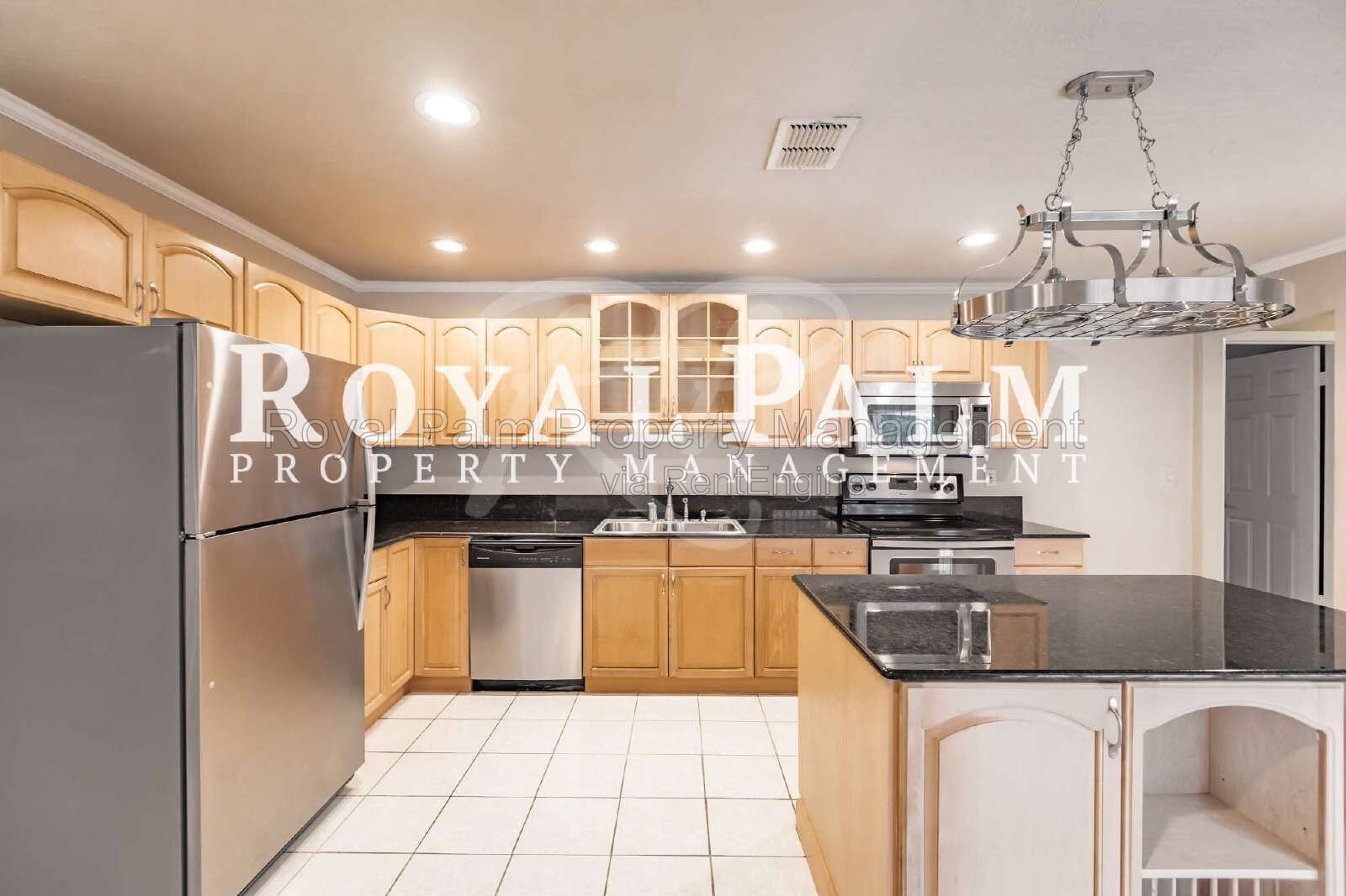 3/2 Home with Gulf Access, Lawn, & Pool Included... Water You Waiting For! property image