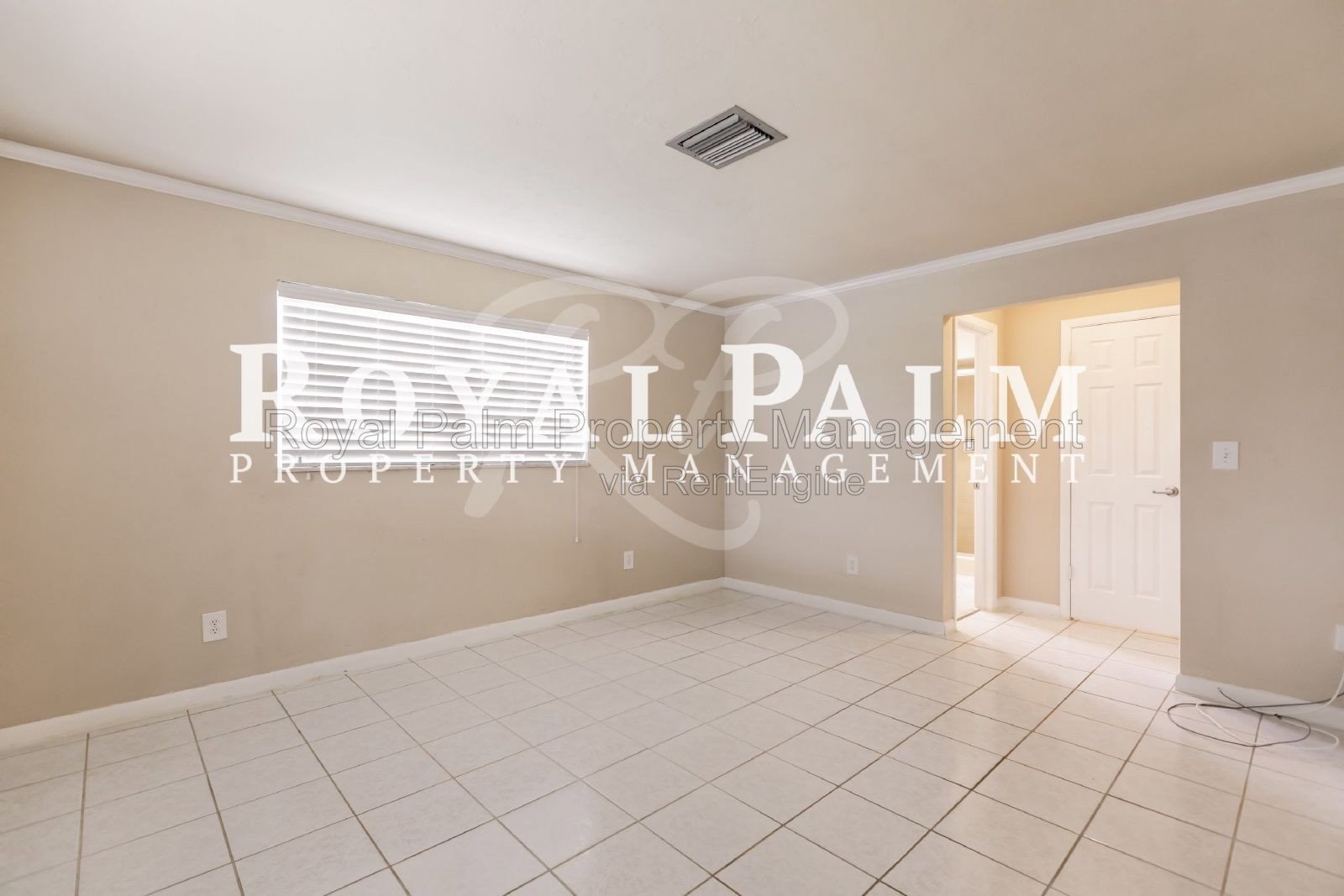 3/2 Home with Gulf Access, Lawn, & Pool Included... Water You Waiting For! property image