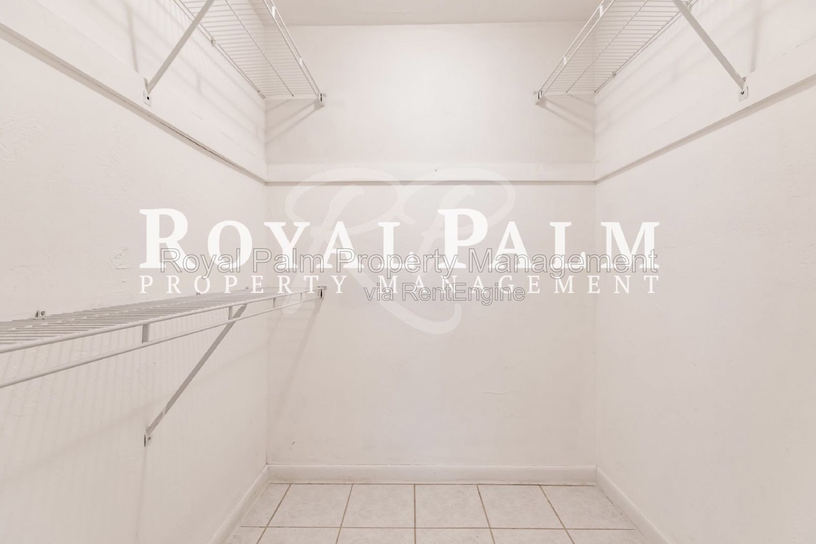 3/2 Home with Gulf Access, Lawn, & Pool Included... Water You Waiting For! property image