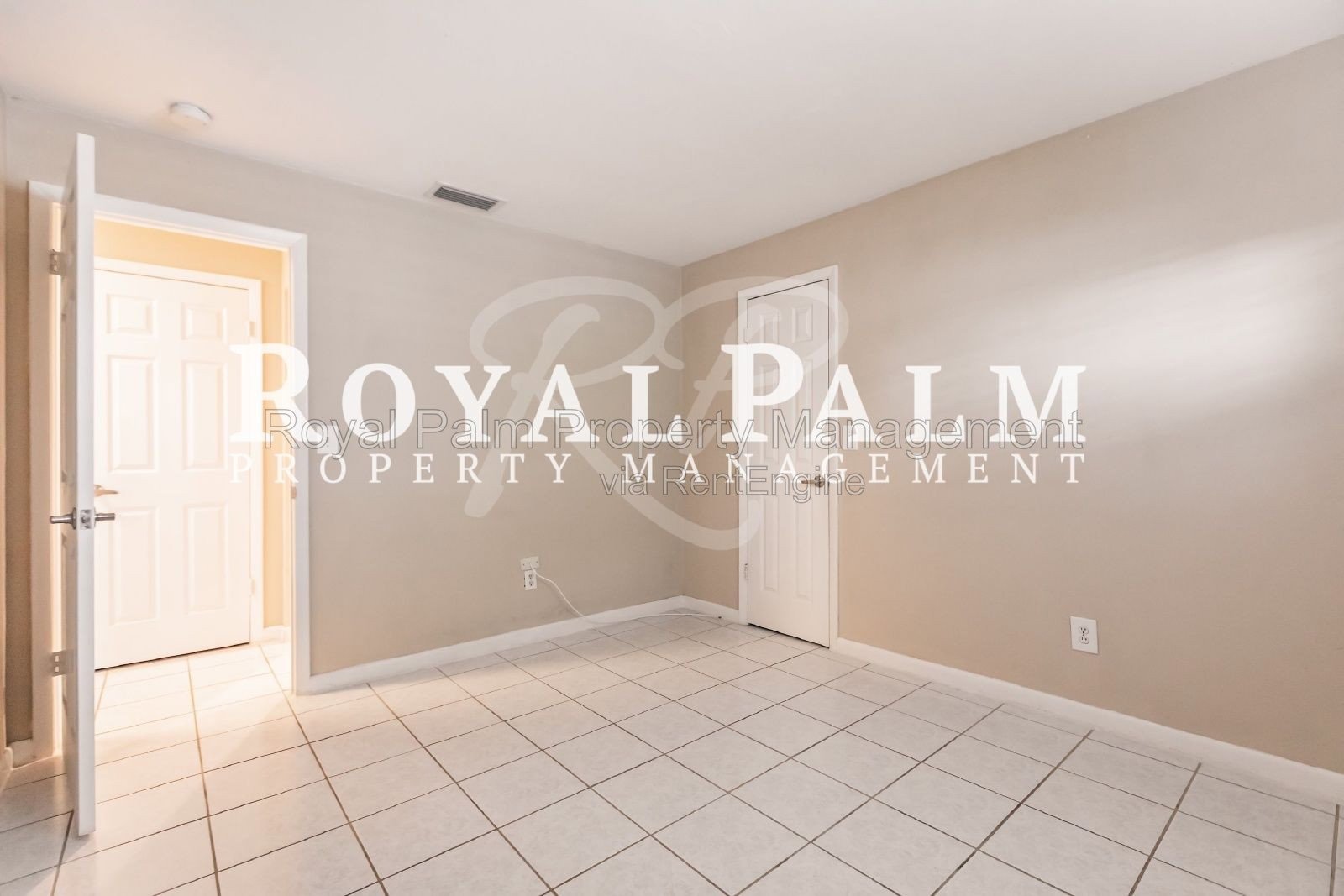 3/2 Home with Gulf Access, Lawn, & Pool Included... Water You Waiting For! property image