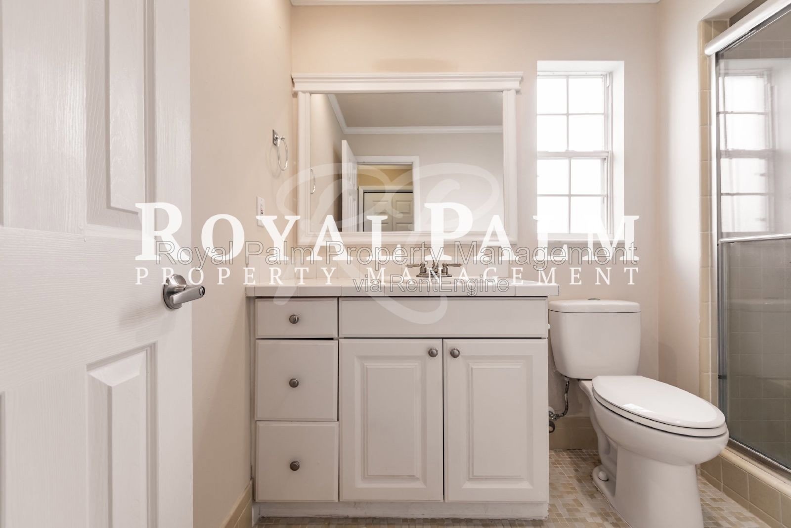 3/2 Home with Gulf Access, Lawn, & Pool Included... Water You Waiting For! property image